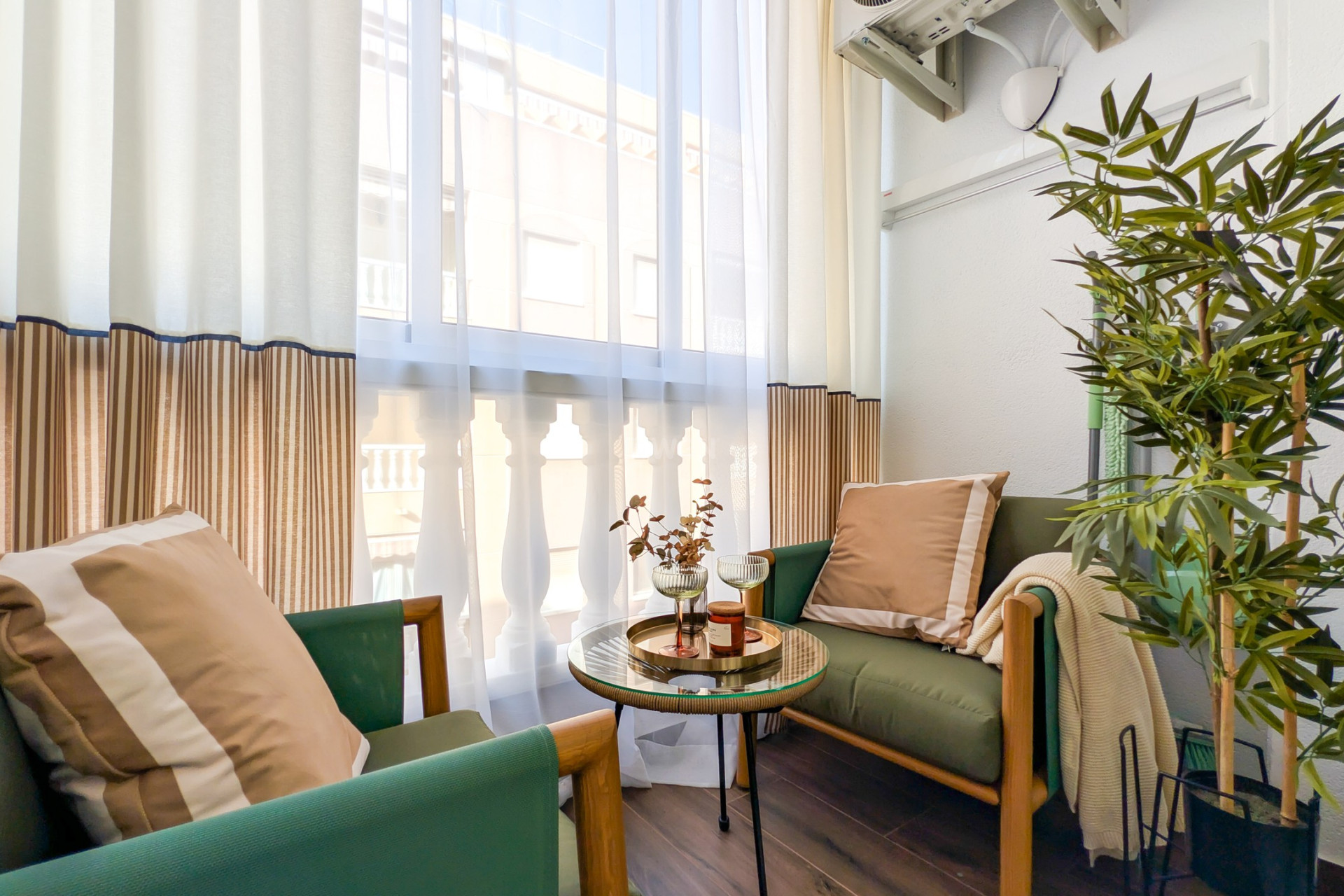 Odsprzedaż - Mieszkanie w bloku - Torrevieja - Costa Blanca