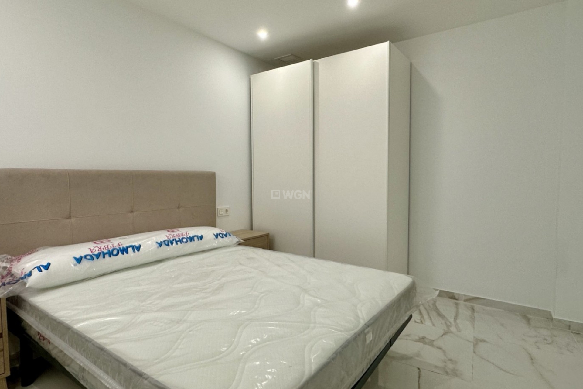 Odsprzedaż - Mieszkanie w bloku - Torrevieja - Costa Blanca