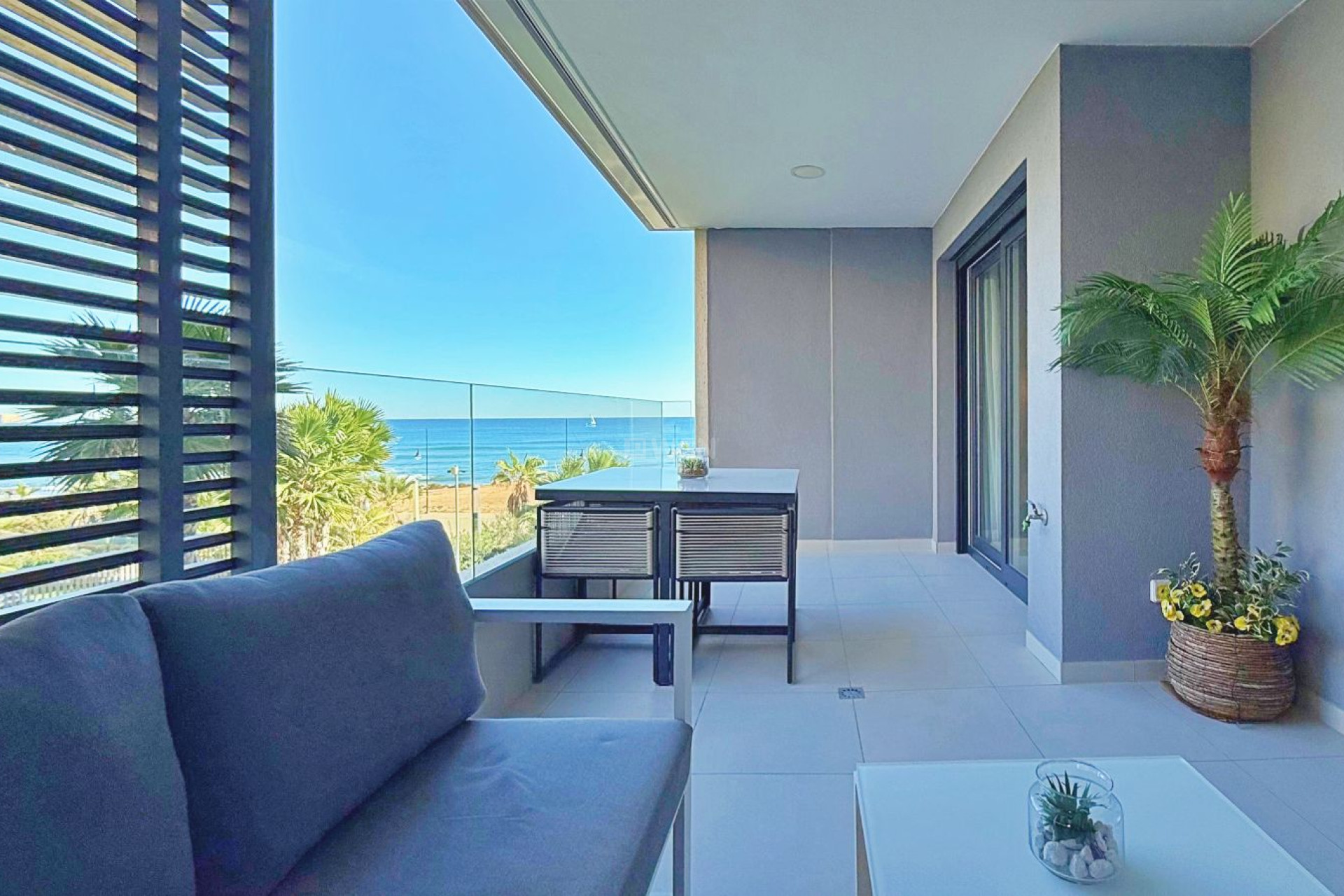 Odsprzedaż - Mieszkanie w bloku - Torrevieja - Costa Blanca