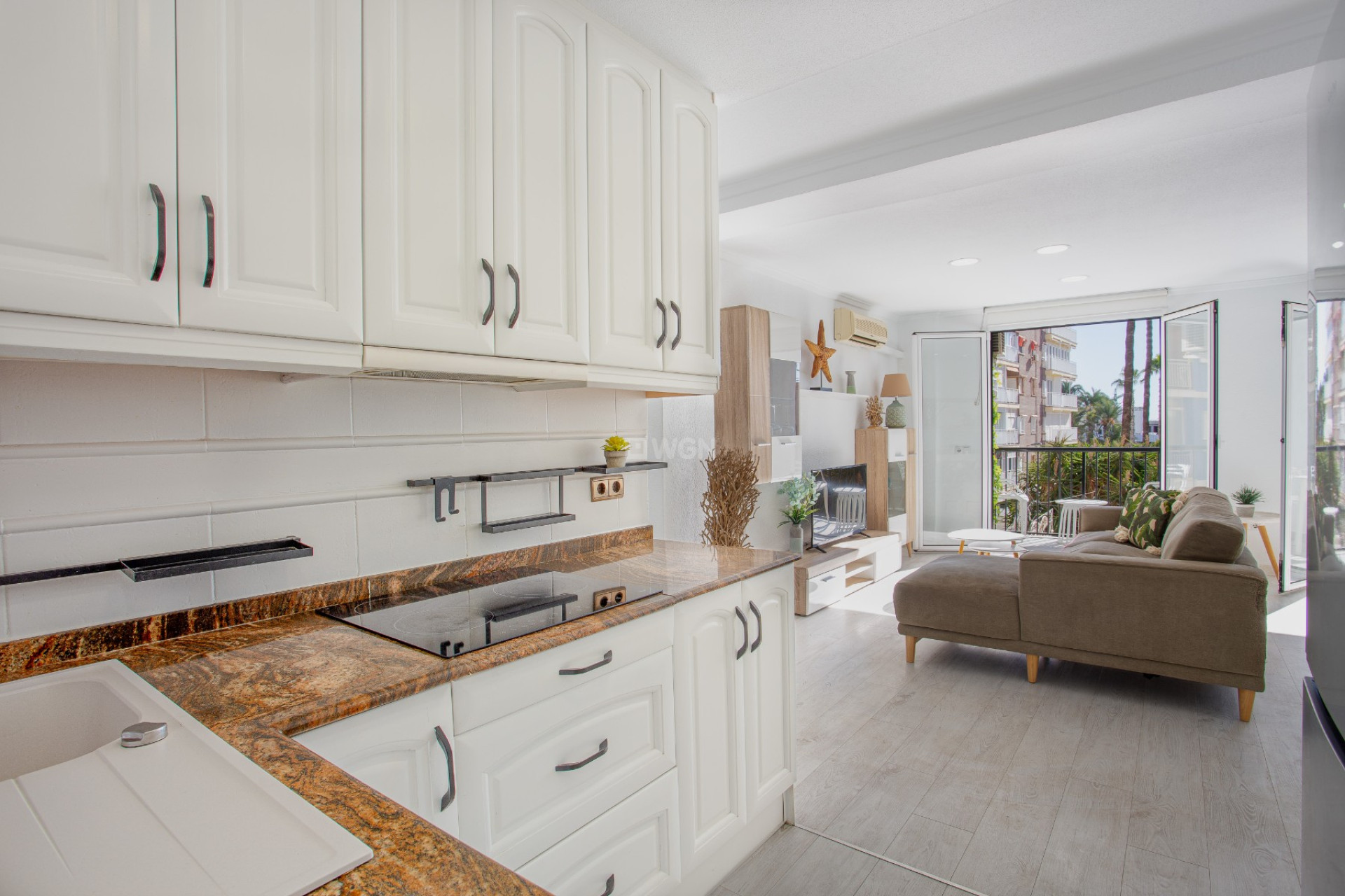 Odsprzedaż - Mieszkanie w bloku - Torrevieja - Costa Blanca