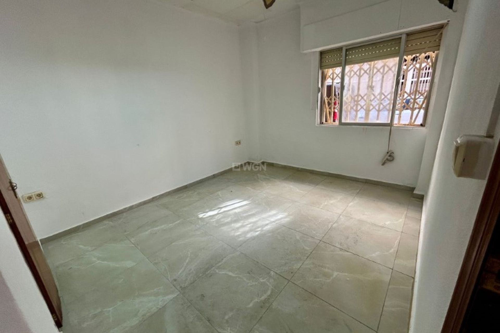 Odsprzedaż - Mieszkanie w bloku - Torrevieja - Costa Blanca