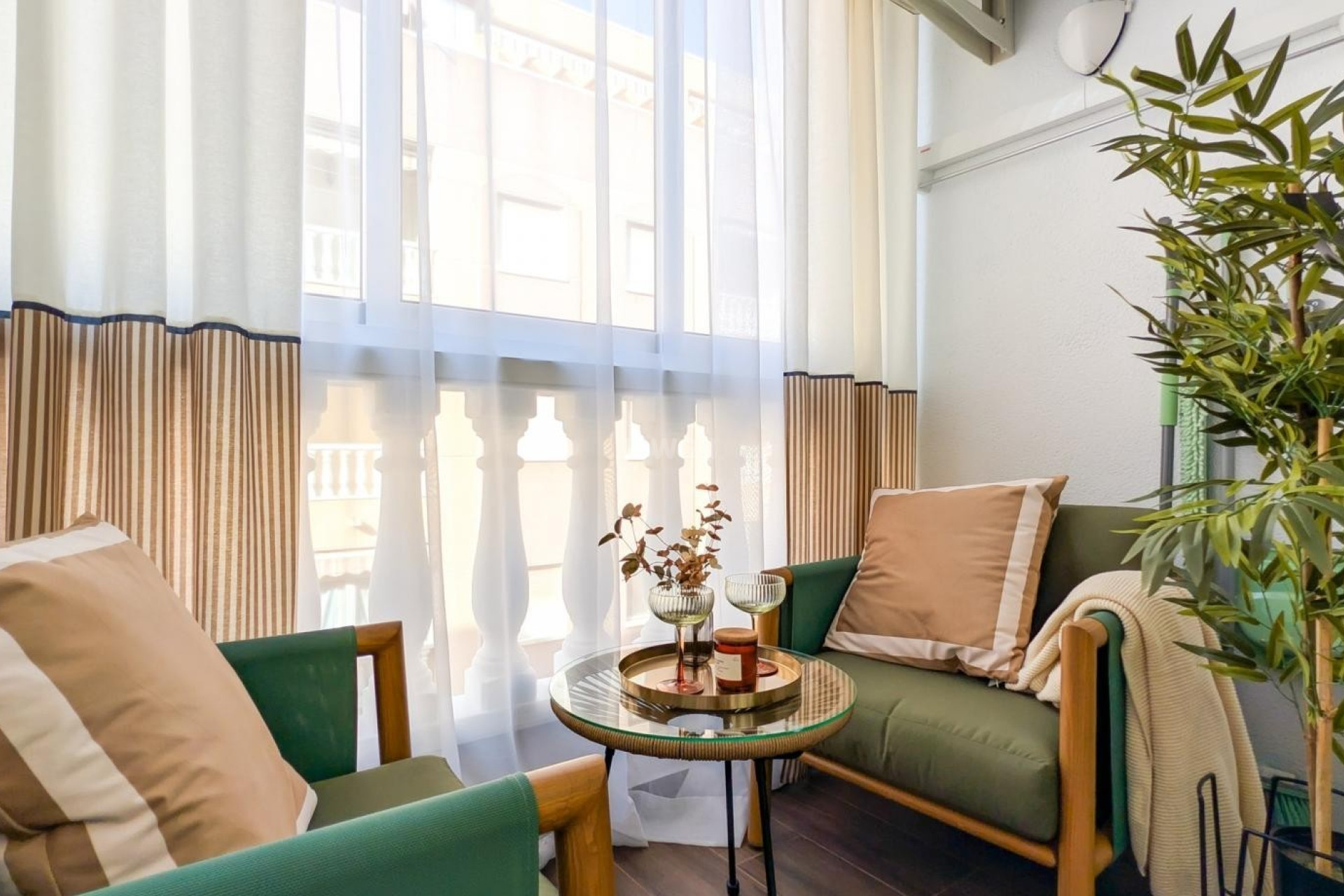 Odsprzedaż - Mieszkanie w bloku - Torrevieja - Costa Blanca