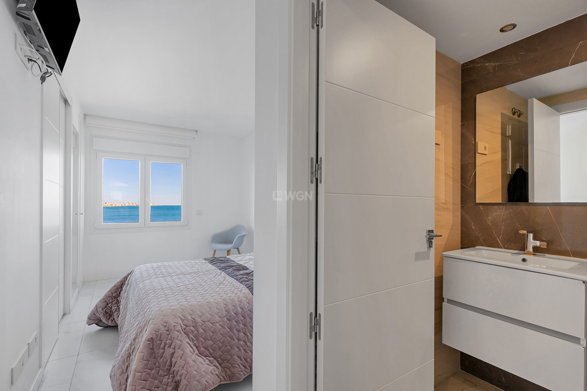 Odsprzedaż - Mieszkanie w bloku - Torrevieja - Costa Blanca