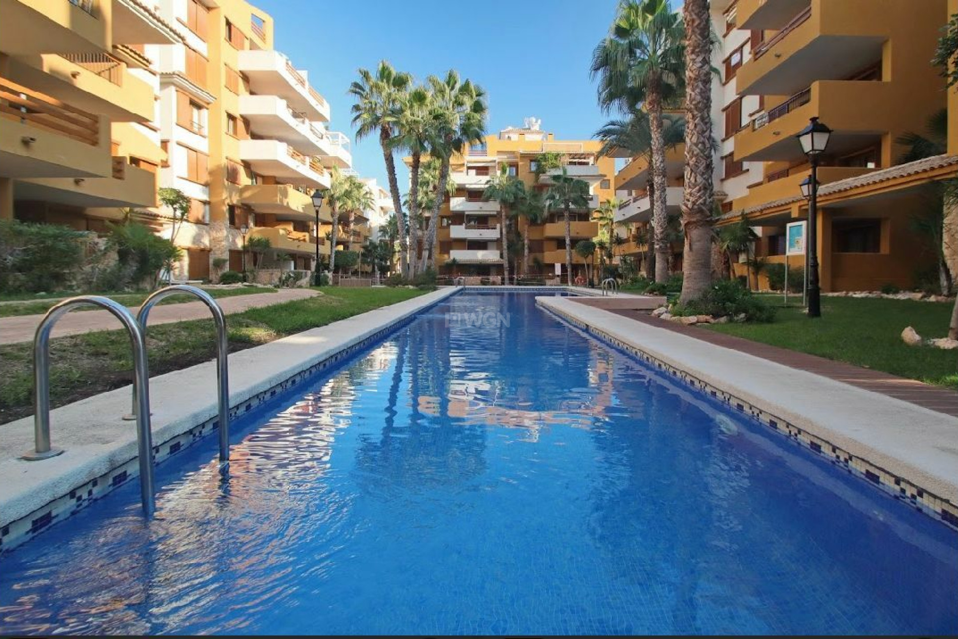 Odsprzedaż - Mieszkanie w bloku - Torrevieja - Costa Blanca