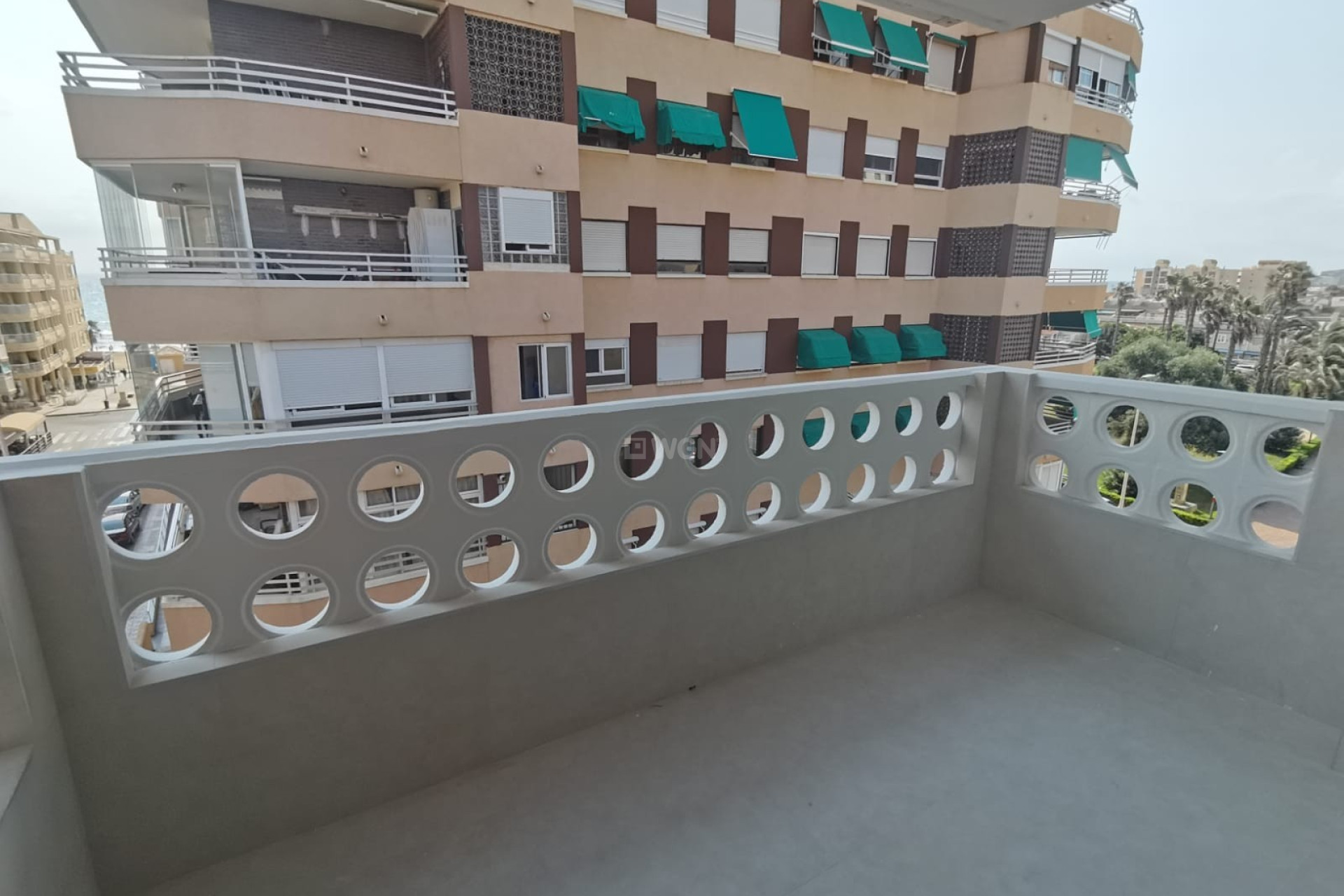 Odsprzedaż - Mieszkanie w bloku - Torrevieja - Costa Blanca