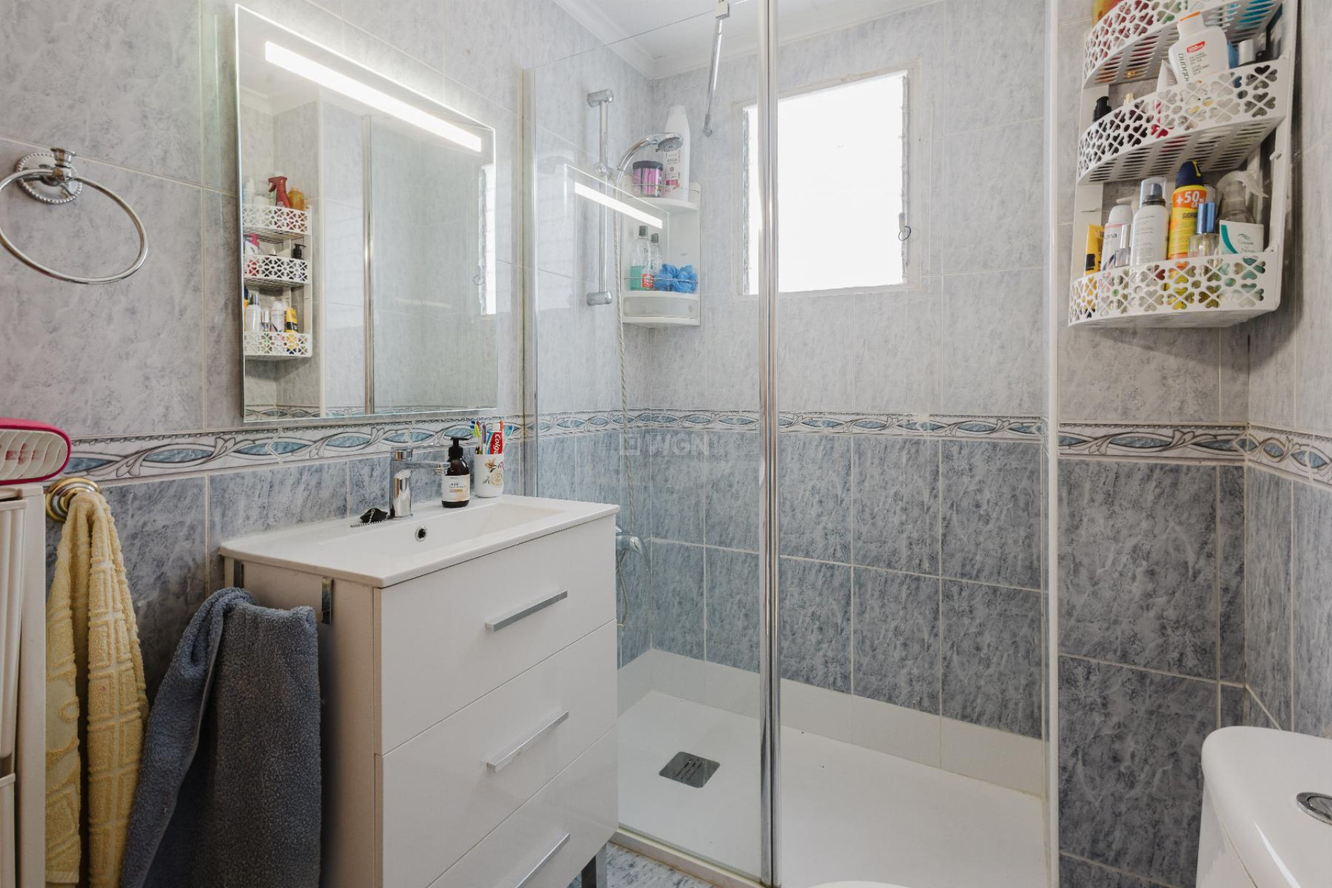 Odsprzedaż - Mieszkanie w bloku - Torrevieja - Costa Blanca