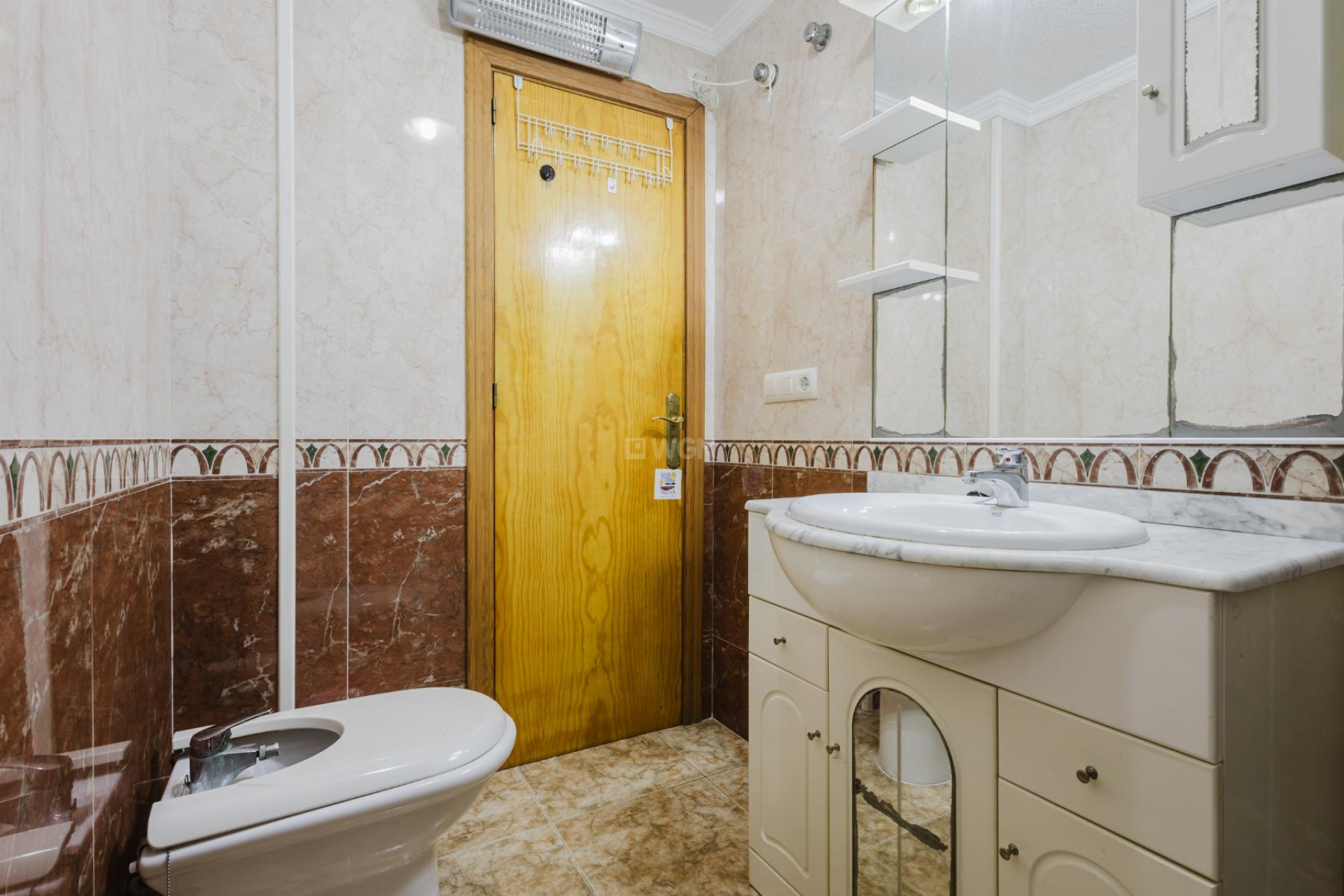 Odsprzedaż - Mieszkanie w bloku - Torrevieja - Costa Blanca