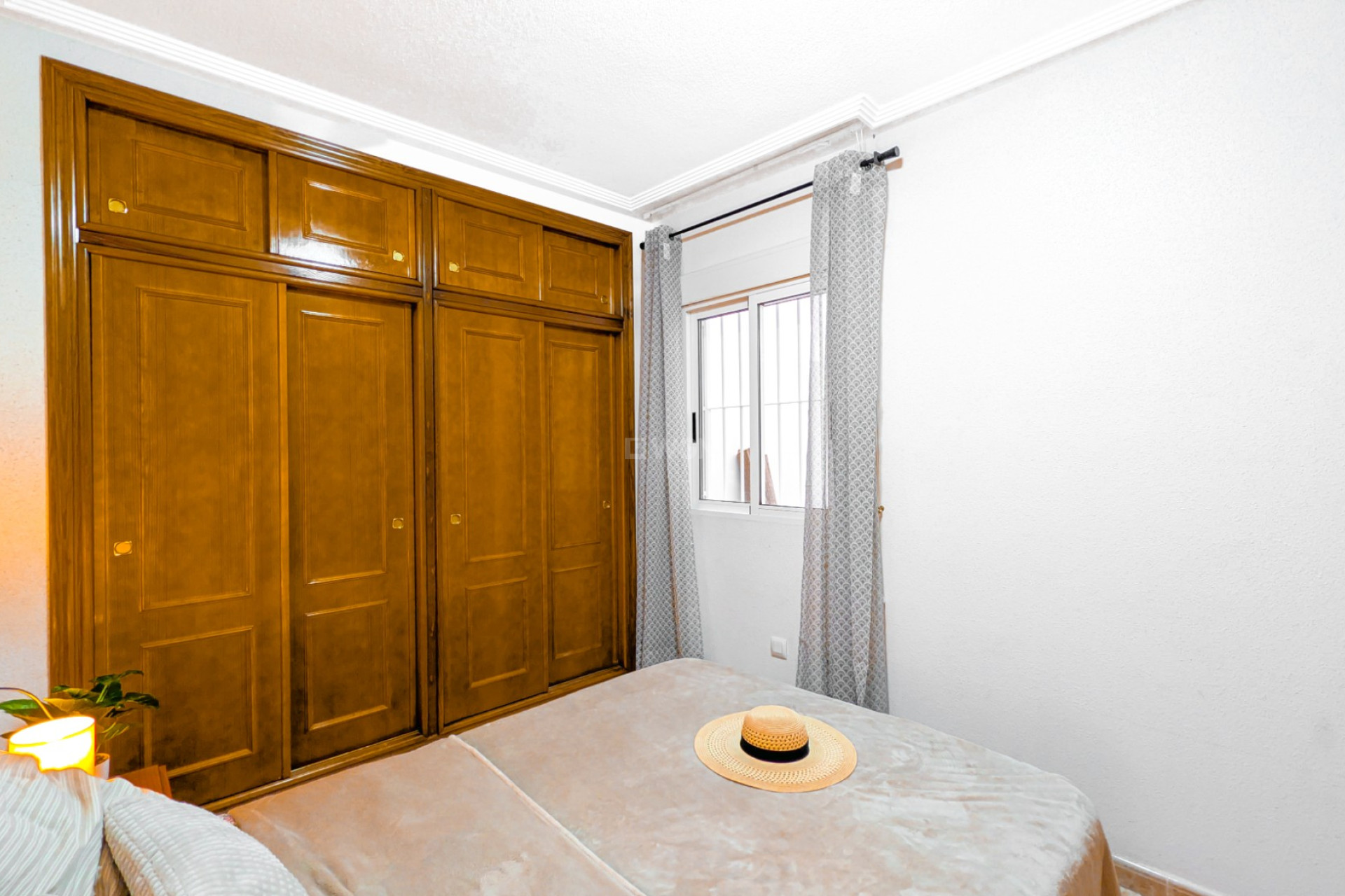 Odsprzedaż - Mieszkanie w bloku - Torrevieja - Costa Blanca