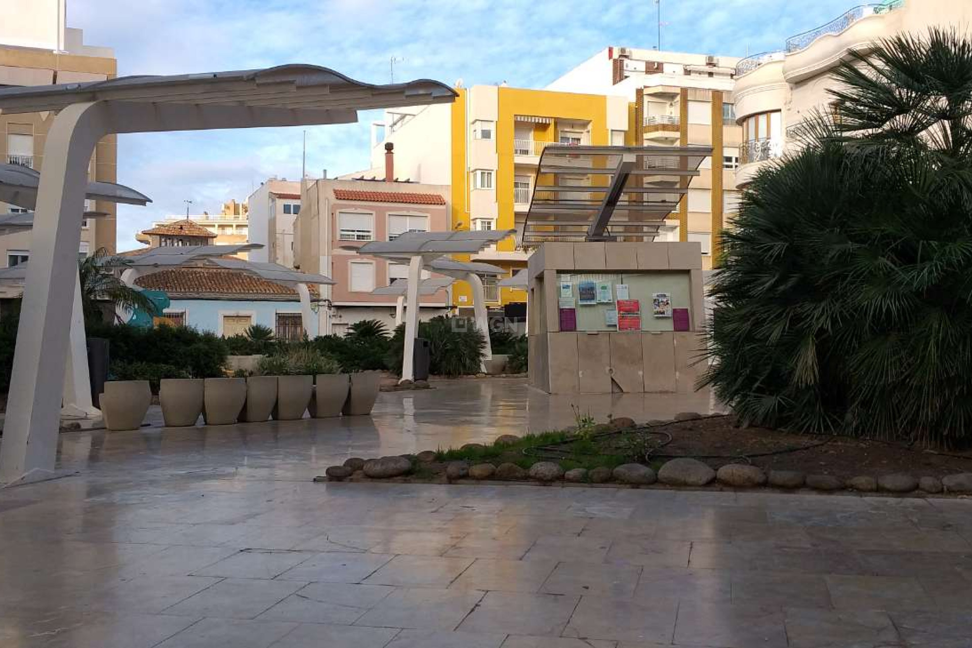 Odsprzedaż - Mieszkanie w bloku - Torrevieja - Costa Blanca