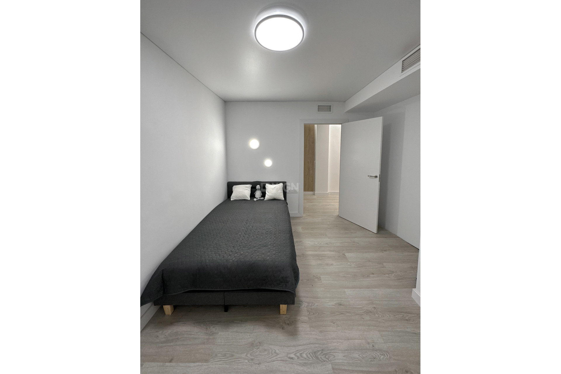 Odsprzedaż - Mieszkanie w bloku - Torrevieja - Costa Blanca