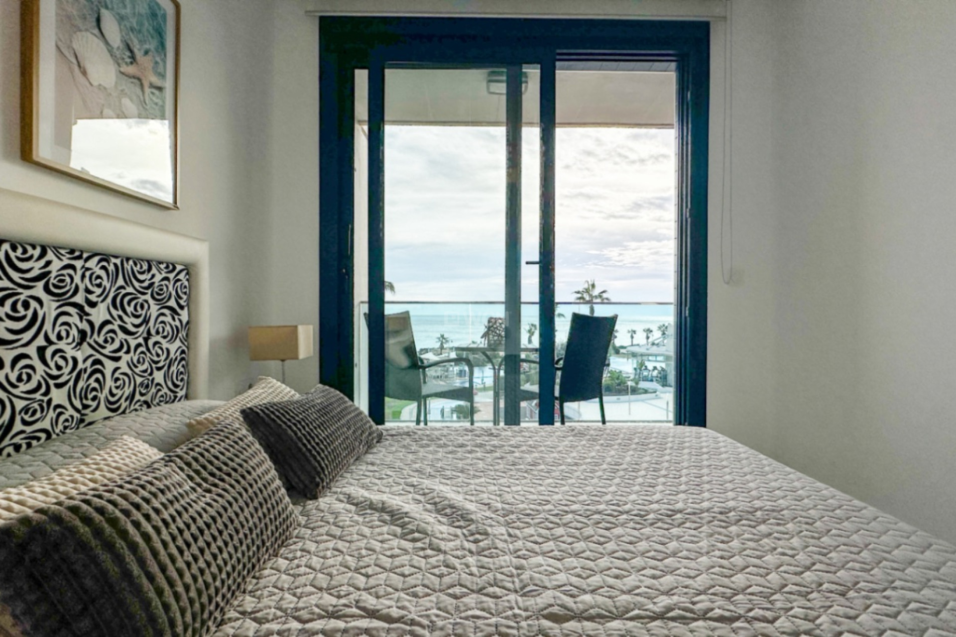 Odsprzedaż - Mieszkanie w bloku - Torrevieja - Costa Blanca