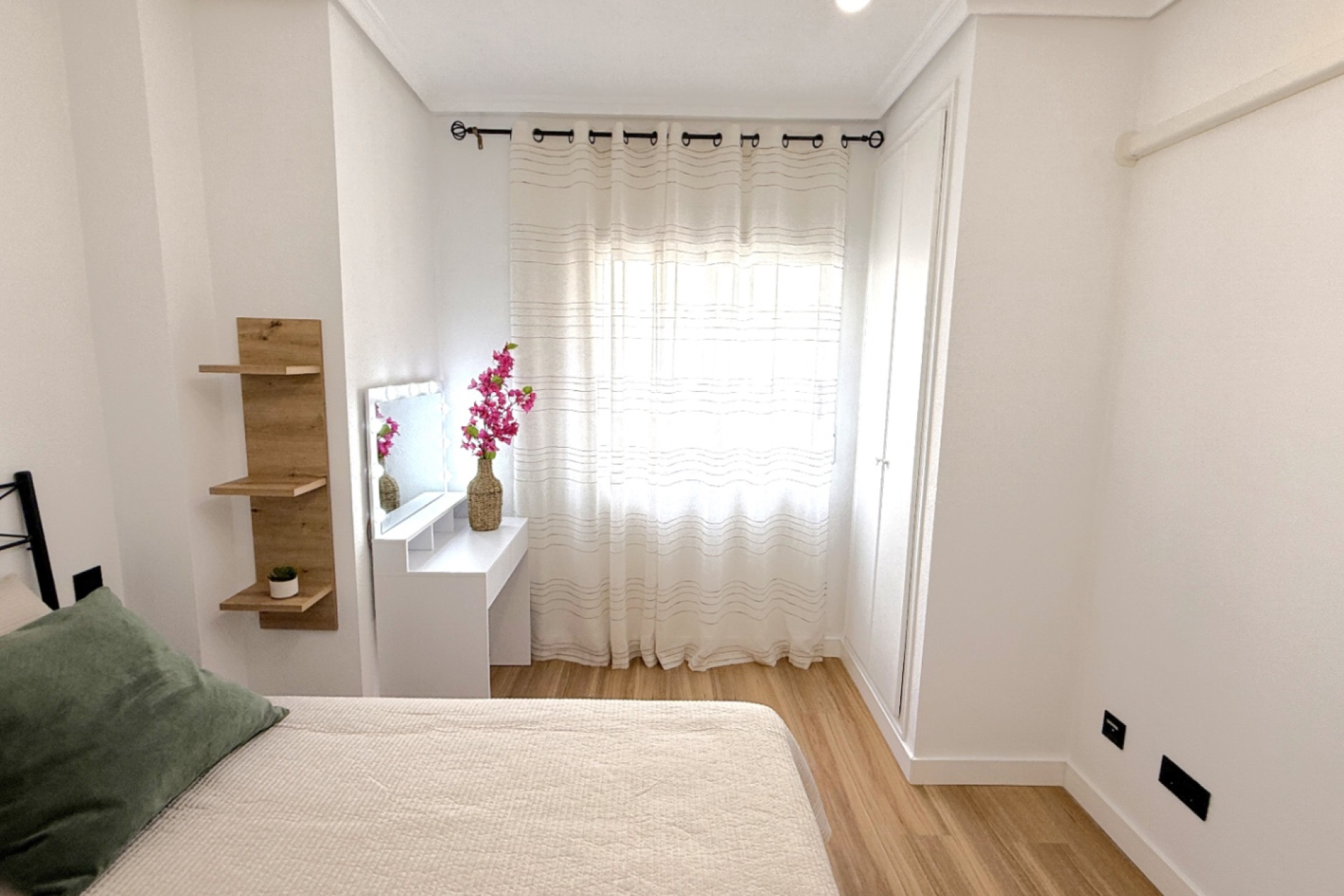 Odsprzedaż - Mieszkanie w bloku - Torrevieja - Costa Blanca