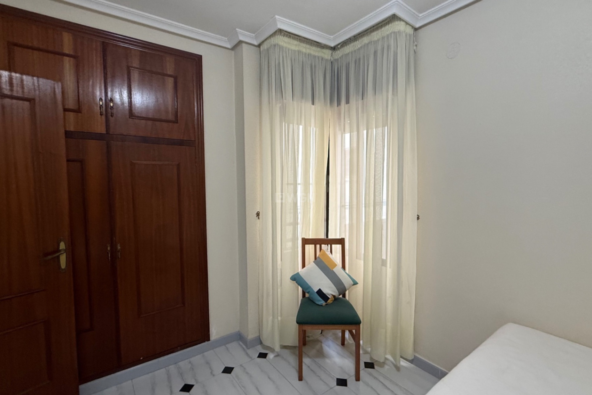 Odsprzedaż - Mieszkanie w bloku - Torrevieja - Costa Blanca