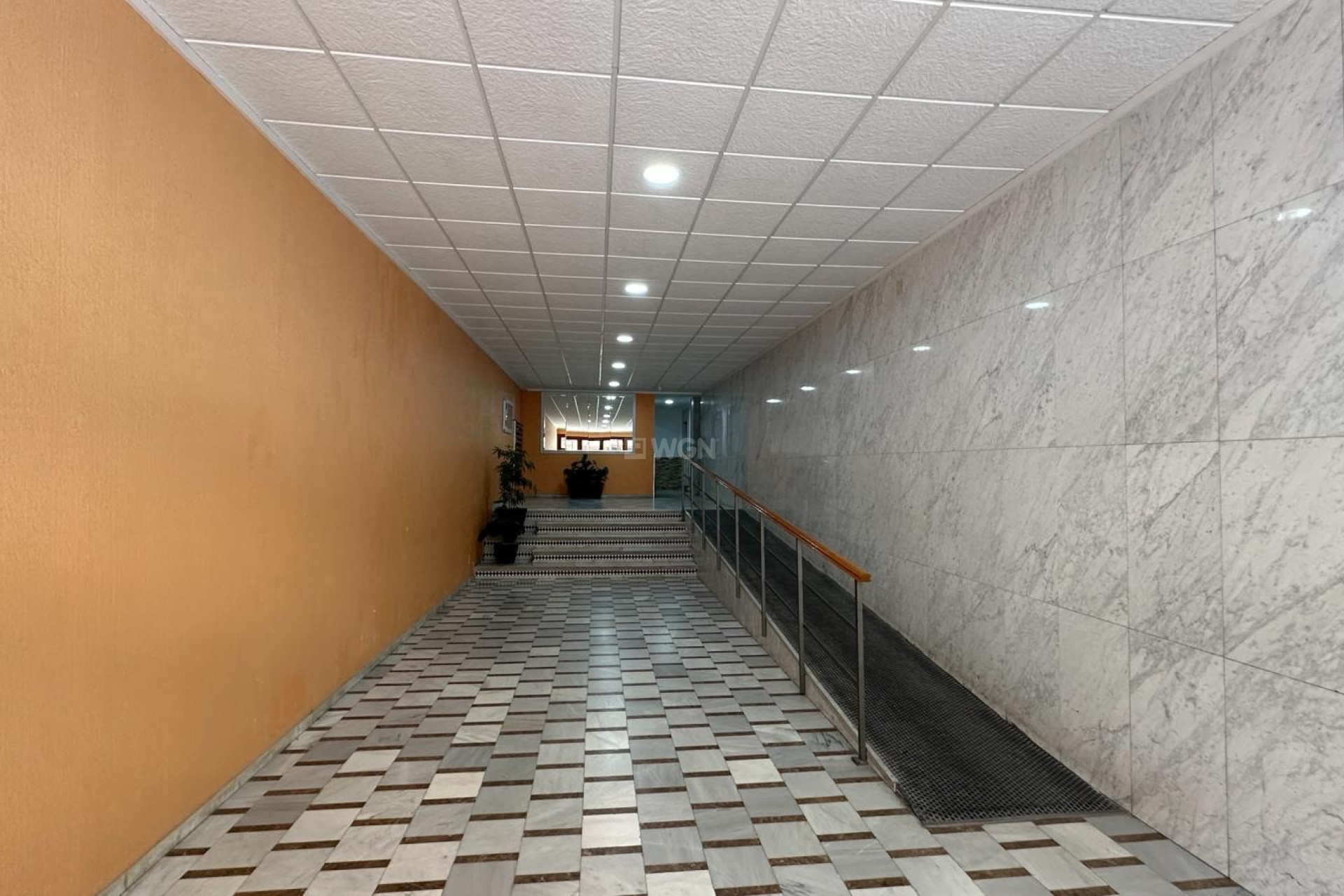 Odsprzedaż - Mieszkanie w bloku - Torrevieja - Costa Blanca