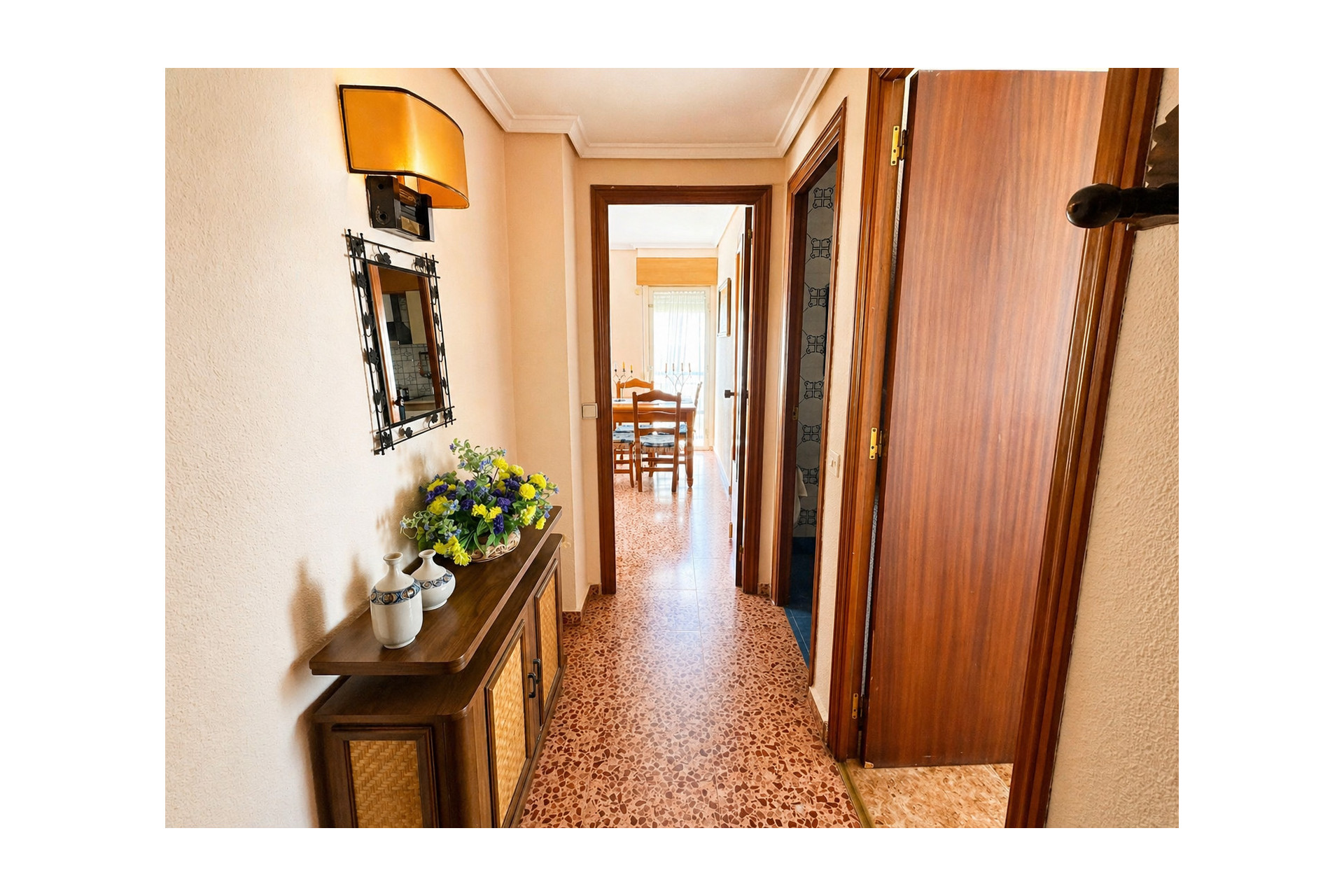 Odsprzedaż - Mieszkanie w bloku - Torrevieja - Costa Blanca