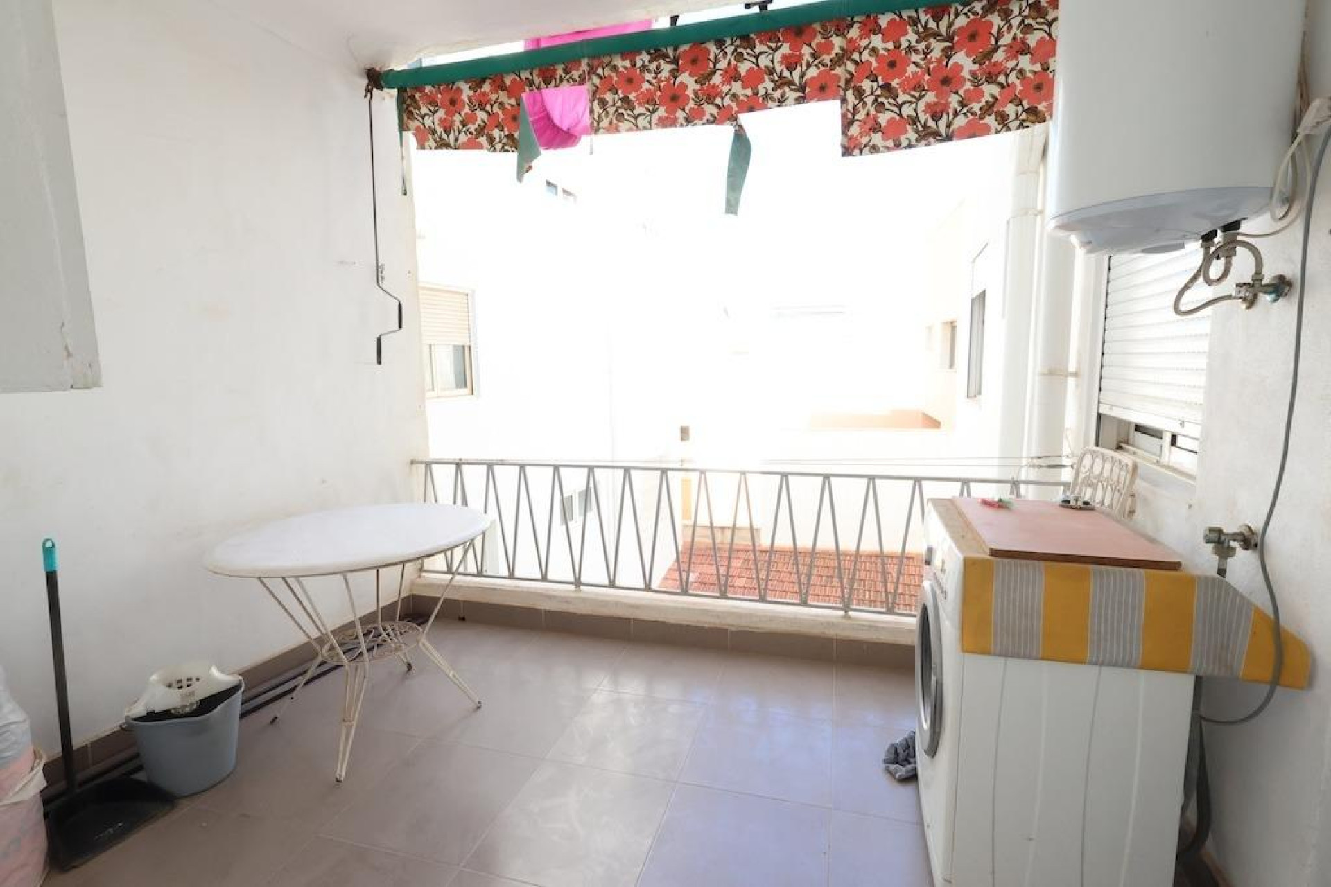 Odsprzedaż - Mieszkanie w bloku - Torrevieja - Costa Blanca