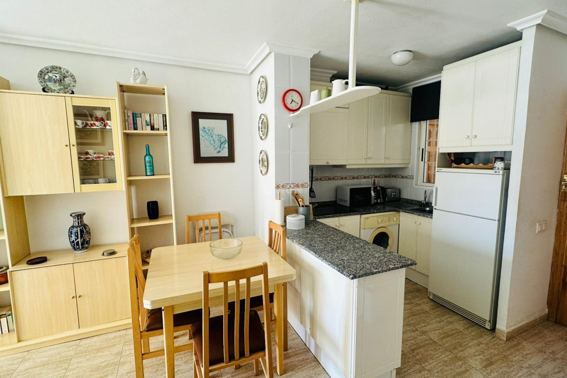 Odsprzedaż - Mieszkanie w bloku - Torrevieja - Costa Blanca