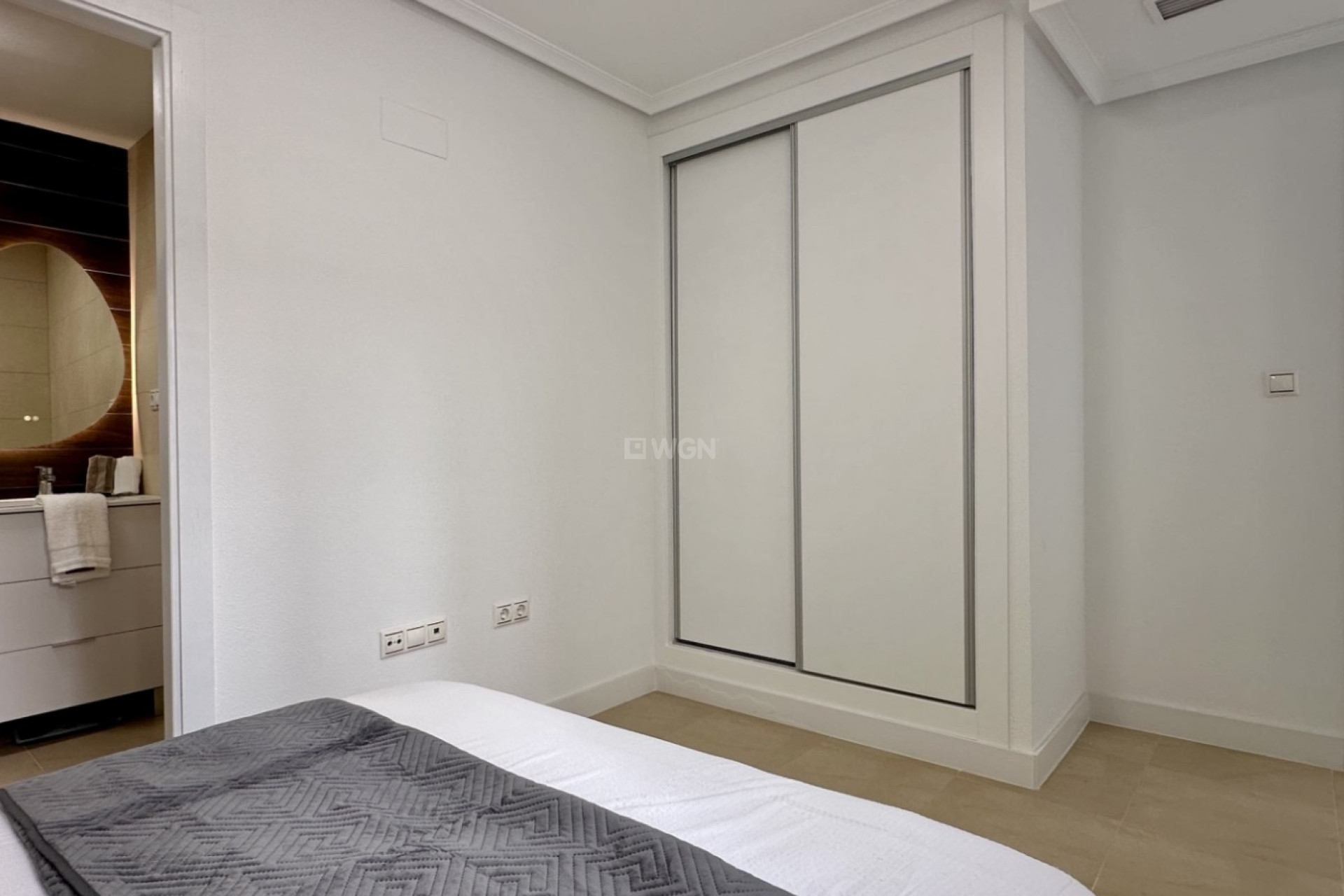 Odsprzedaż - Mieszkanie w bloku - Torrevieja - Costa Blanca