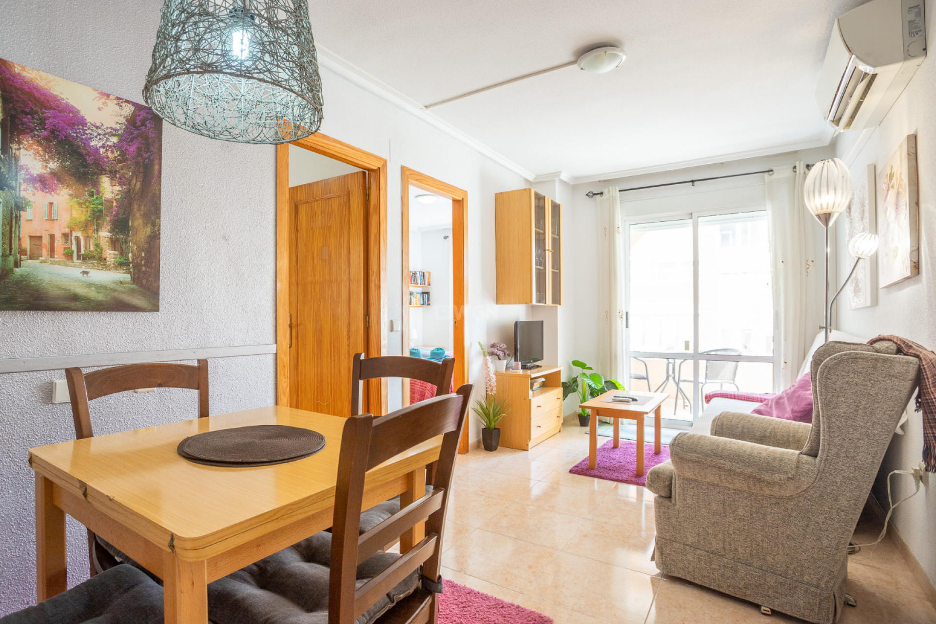 Odsprzedaż - Mieszkanie w bloku - Torrevieja - Costa Blanca