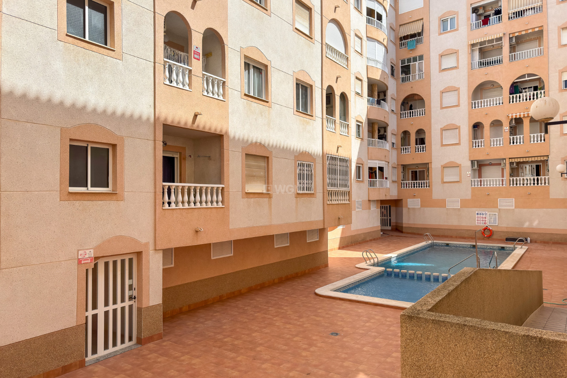 Odsprzedaż - Mieszkanie w bloku - Torrevieja - Costa Blanca