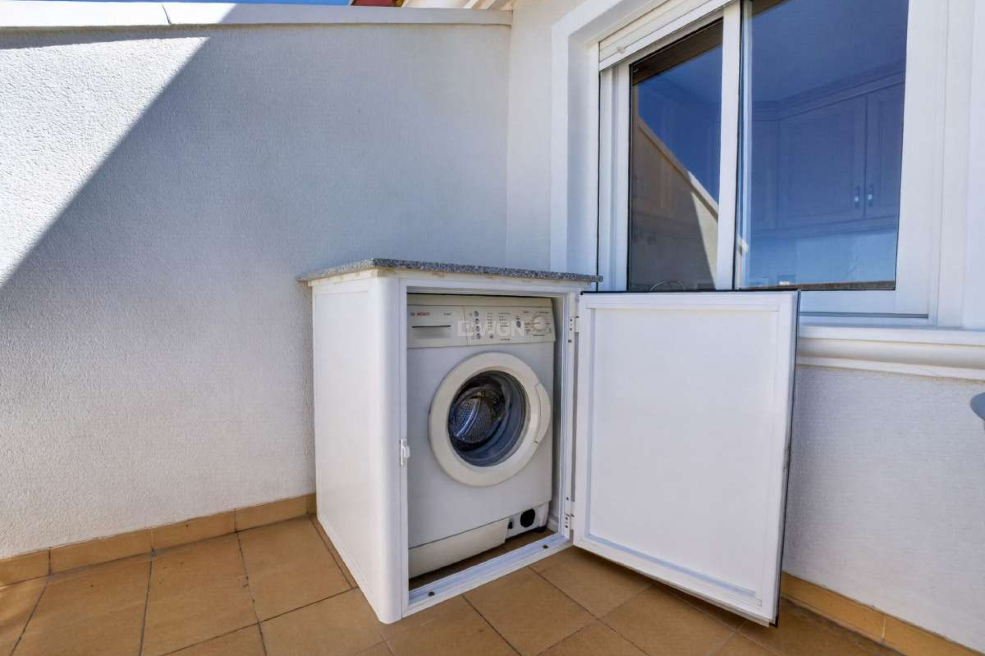 Odsprzedaż - Mieszkanie w bloku - Torrevieja - Costa Blanca