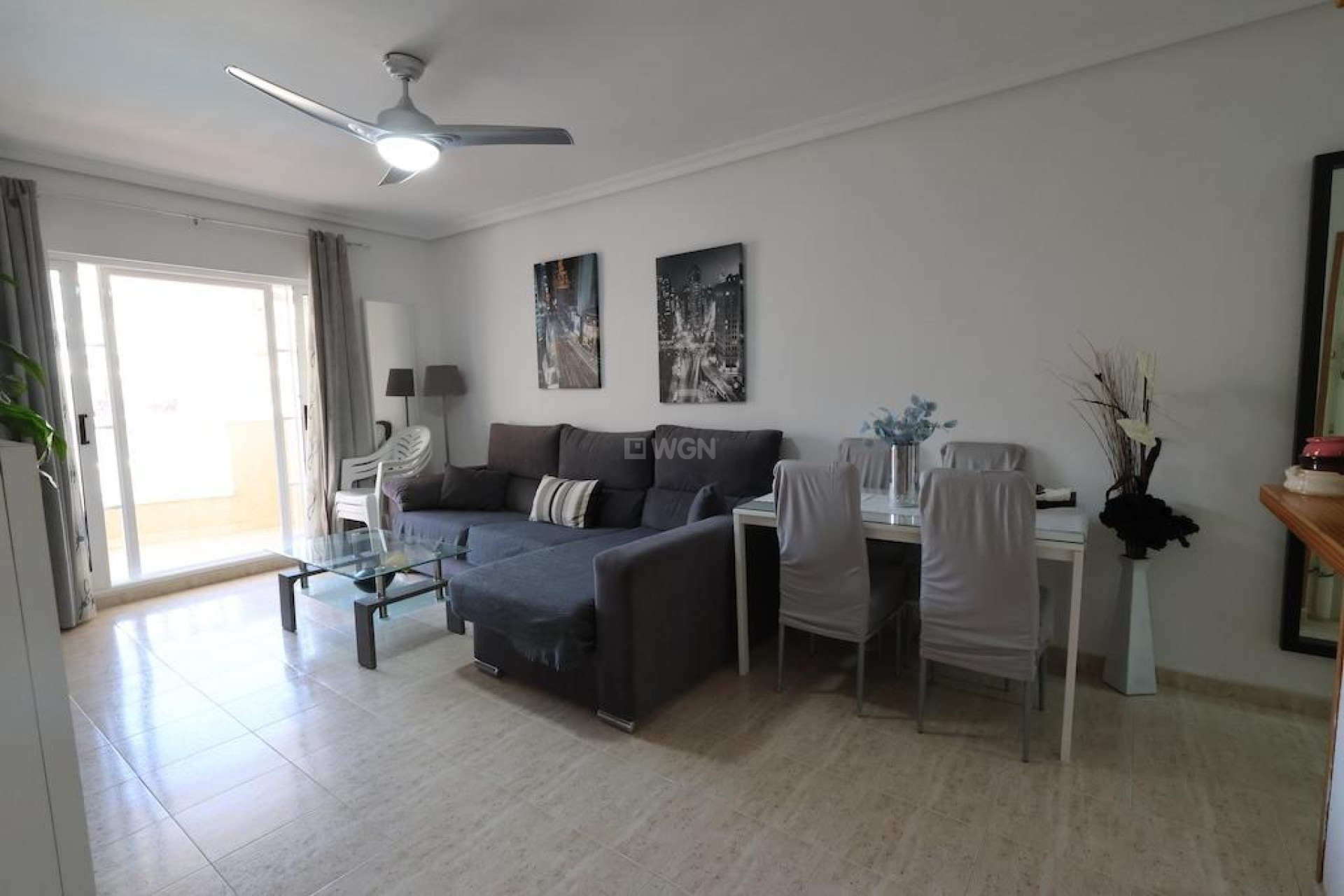 Odsprzedaż - Mieszkanie w bloku - Torrevieja - Costa Blanca