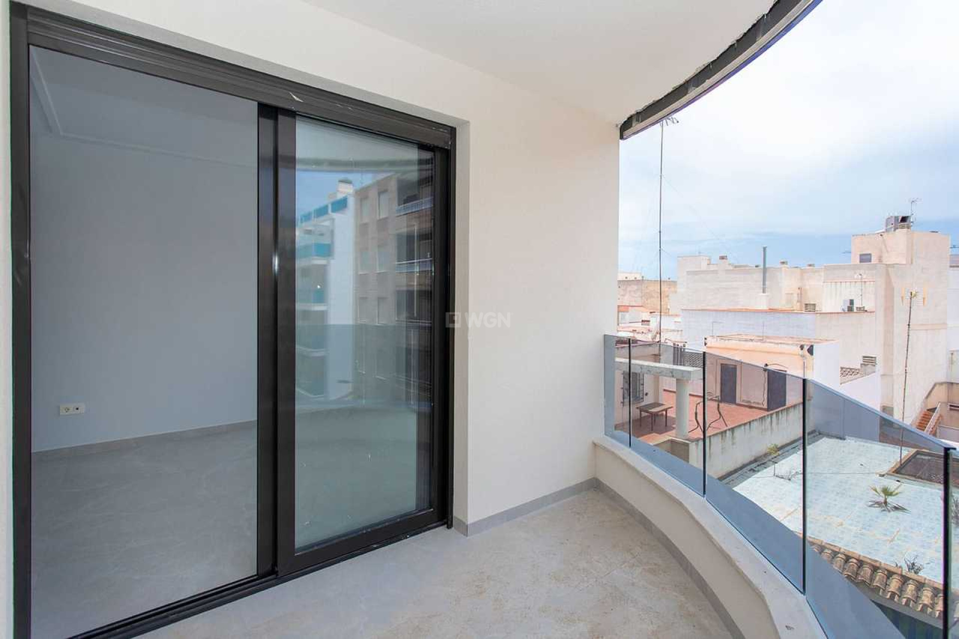 Odsprzedaż - Mieszkanie w bloku - Torrevieja - Costa Blanca