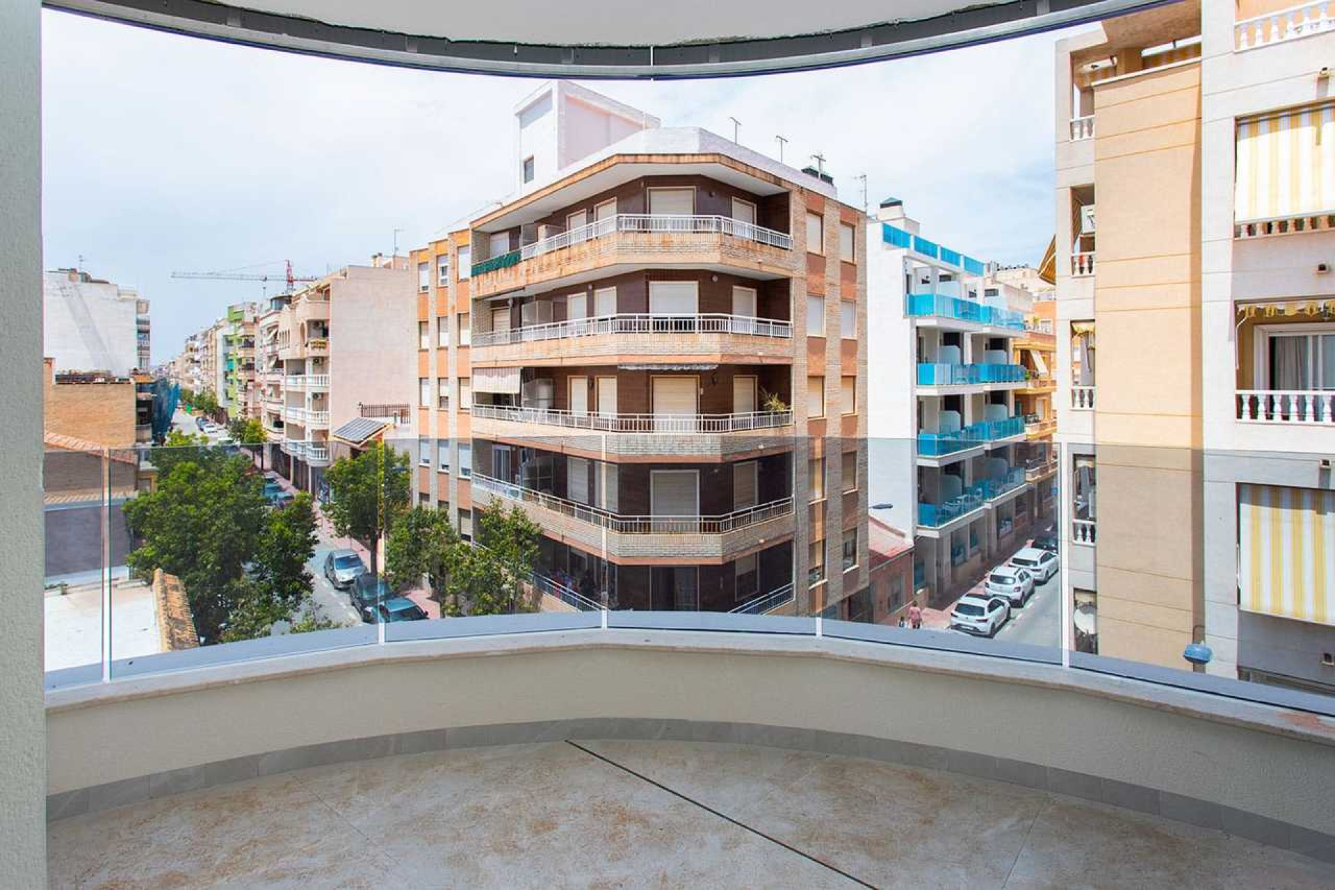 Odsprzedaż - Mieszkanie w bloku - Torrevieja - Costa Blanca