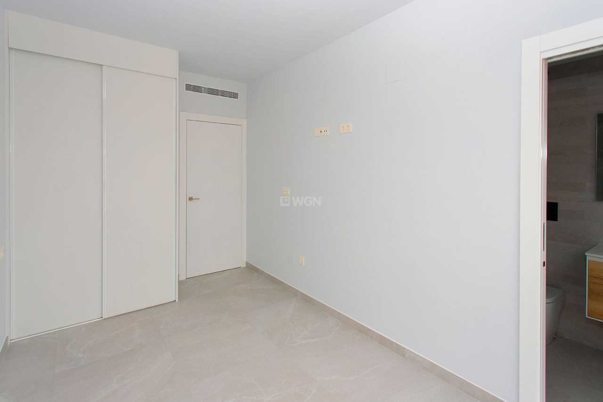 Odsprzedaż - Mieszkanie w bloku - Torrevieja - Costa Blanca