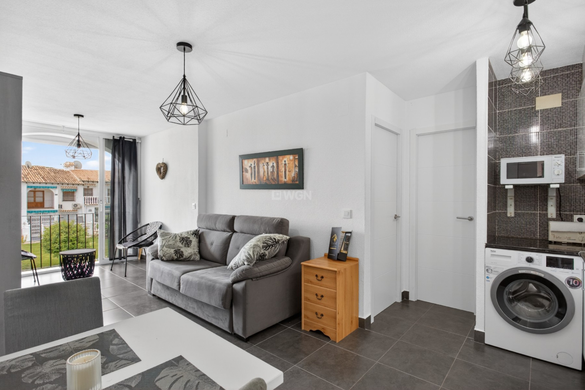 Odsprzedaż - Mieszkanie w bloku - Torrevieja - Costa Blanca
