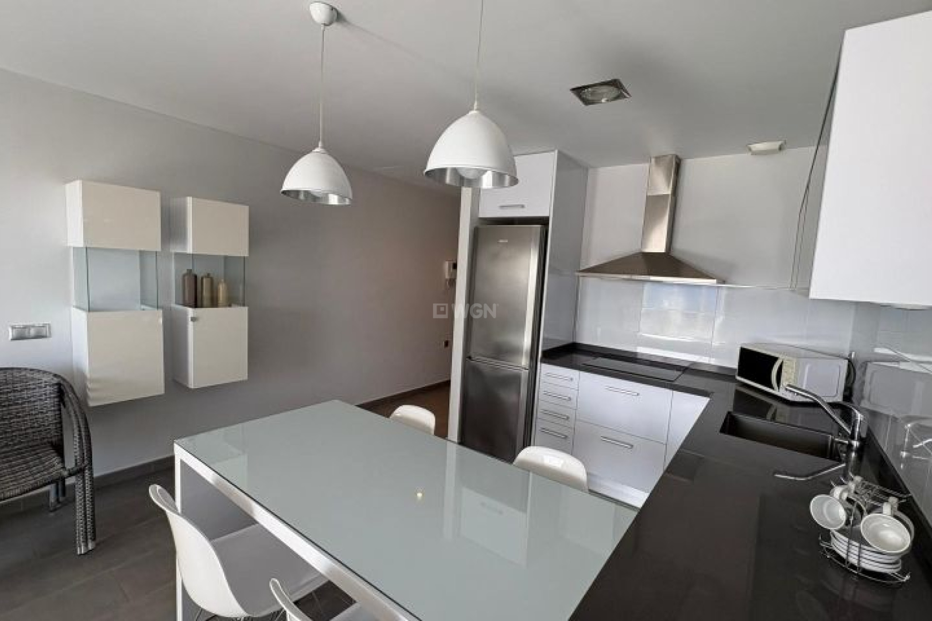 Odsprzedaż - Mieszkanie w bloku - Torrevieja - Costa Blanca