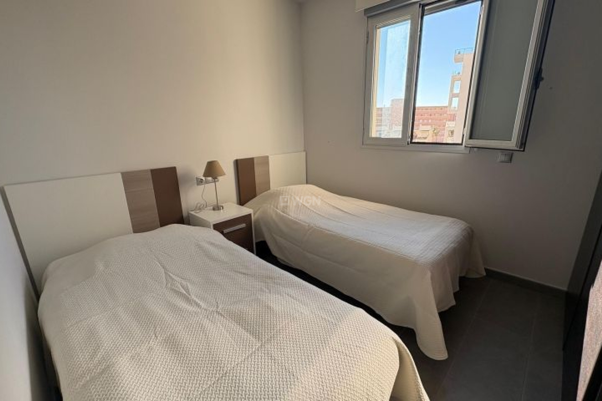 Odsprzedaż - Mieszkanie w bloku - Torrevieja - Costa Blanca