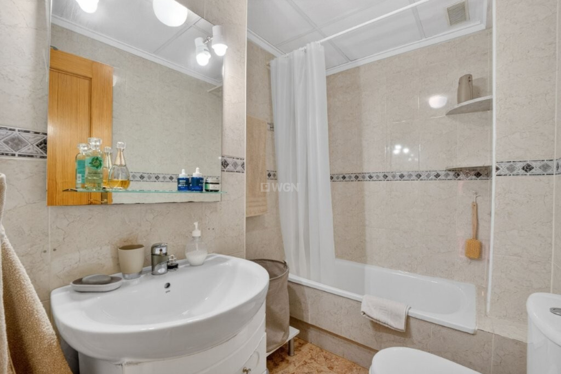 Odsprzedaż - Mieszkanie w bloku - Torrevieja - Costa Blanca