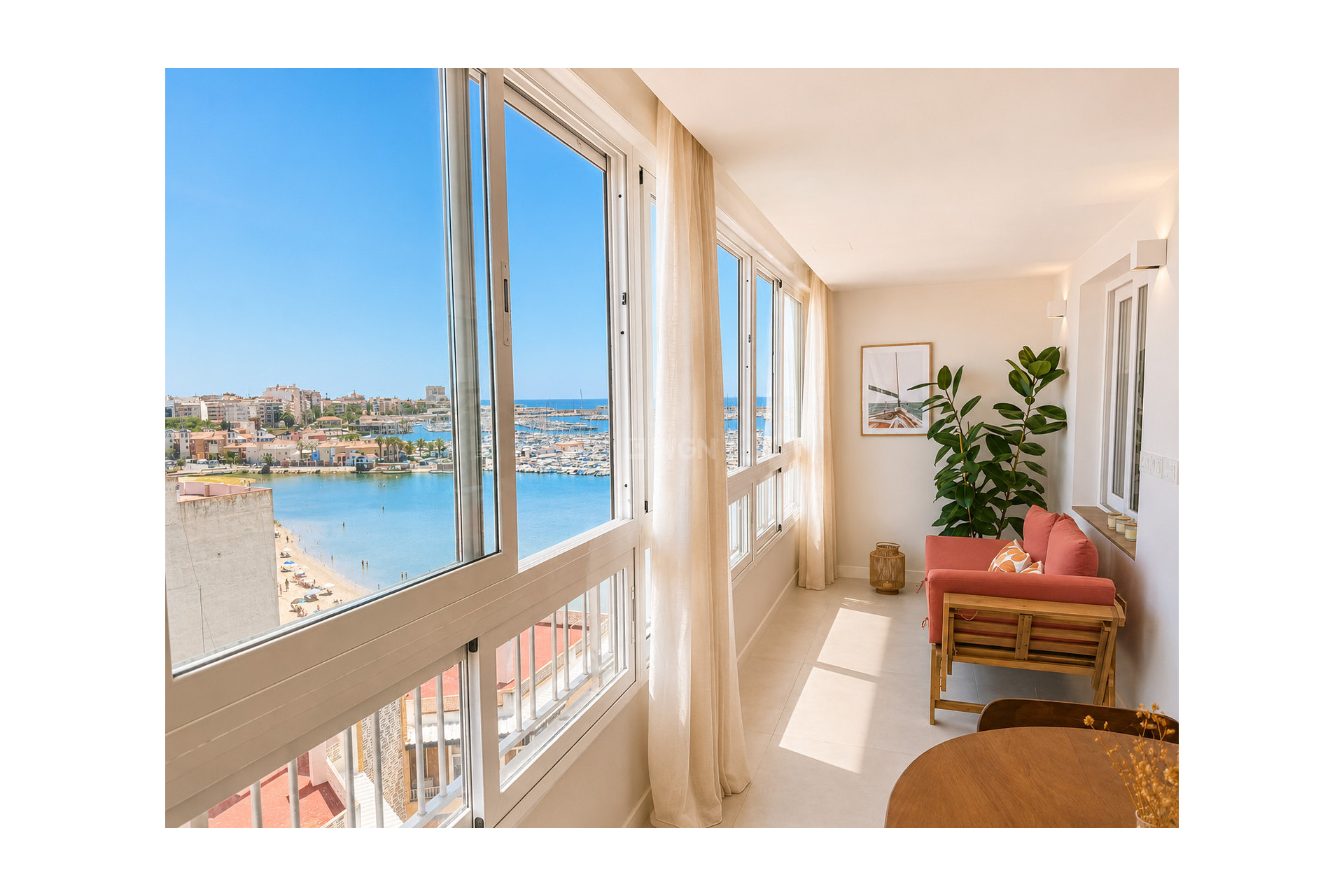 Odsprzedaż - Mieszkanie w bloku - Torrevieja - Costa Blanca
