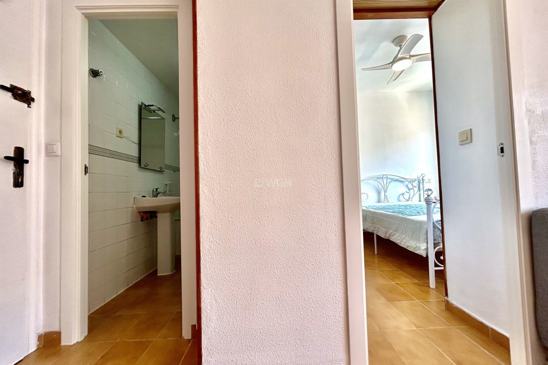 Odsprzedaż - Mieszkanie w bloku - Torrevieja - Costa Blanca