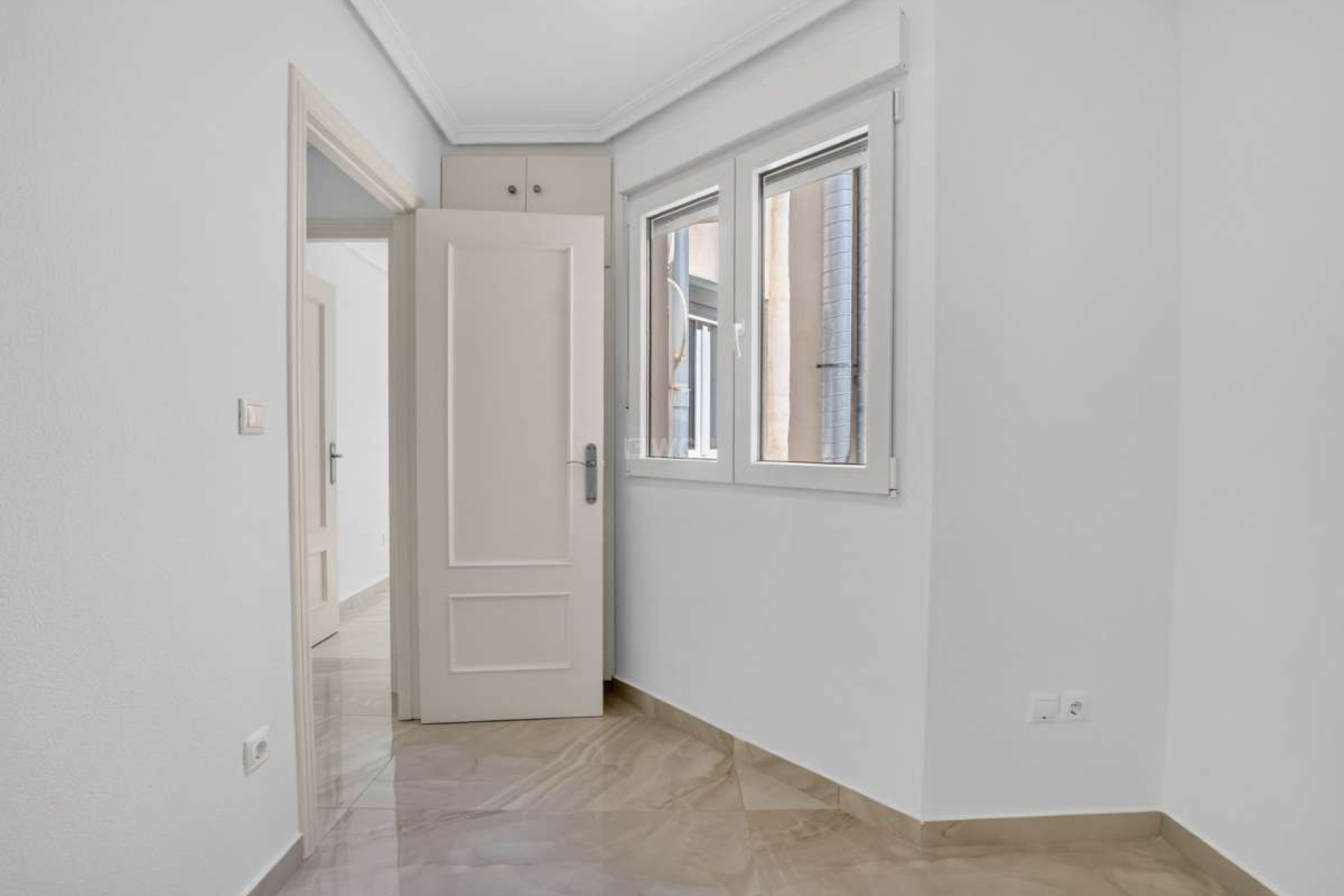 Odsprzedaż - Mieszkanie w bloku - Torrevieja - Costa Blanca