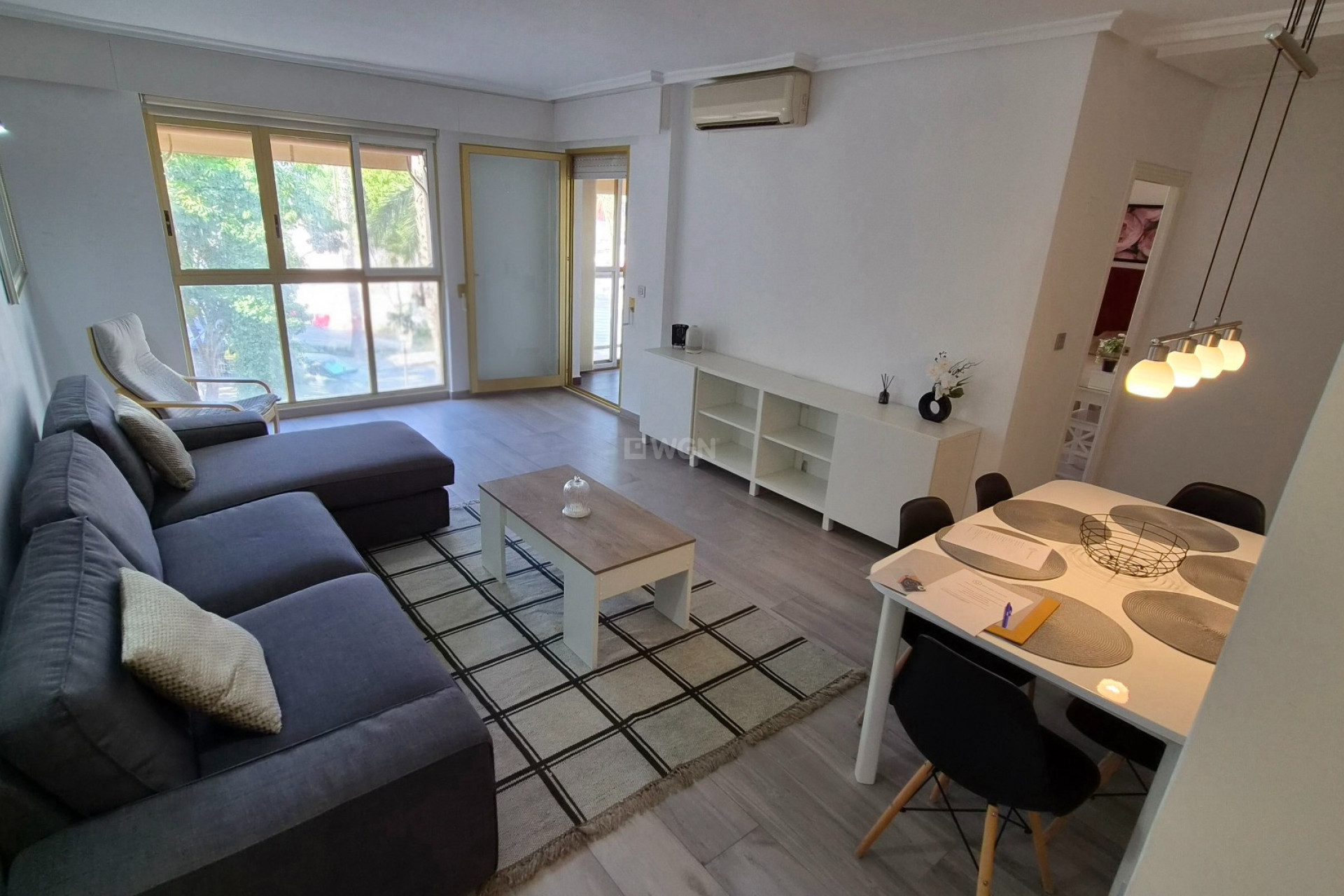 Odsprzedaż - Mieszkanie w bloku - Torrevieja - Costa Blanca