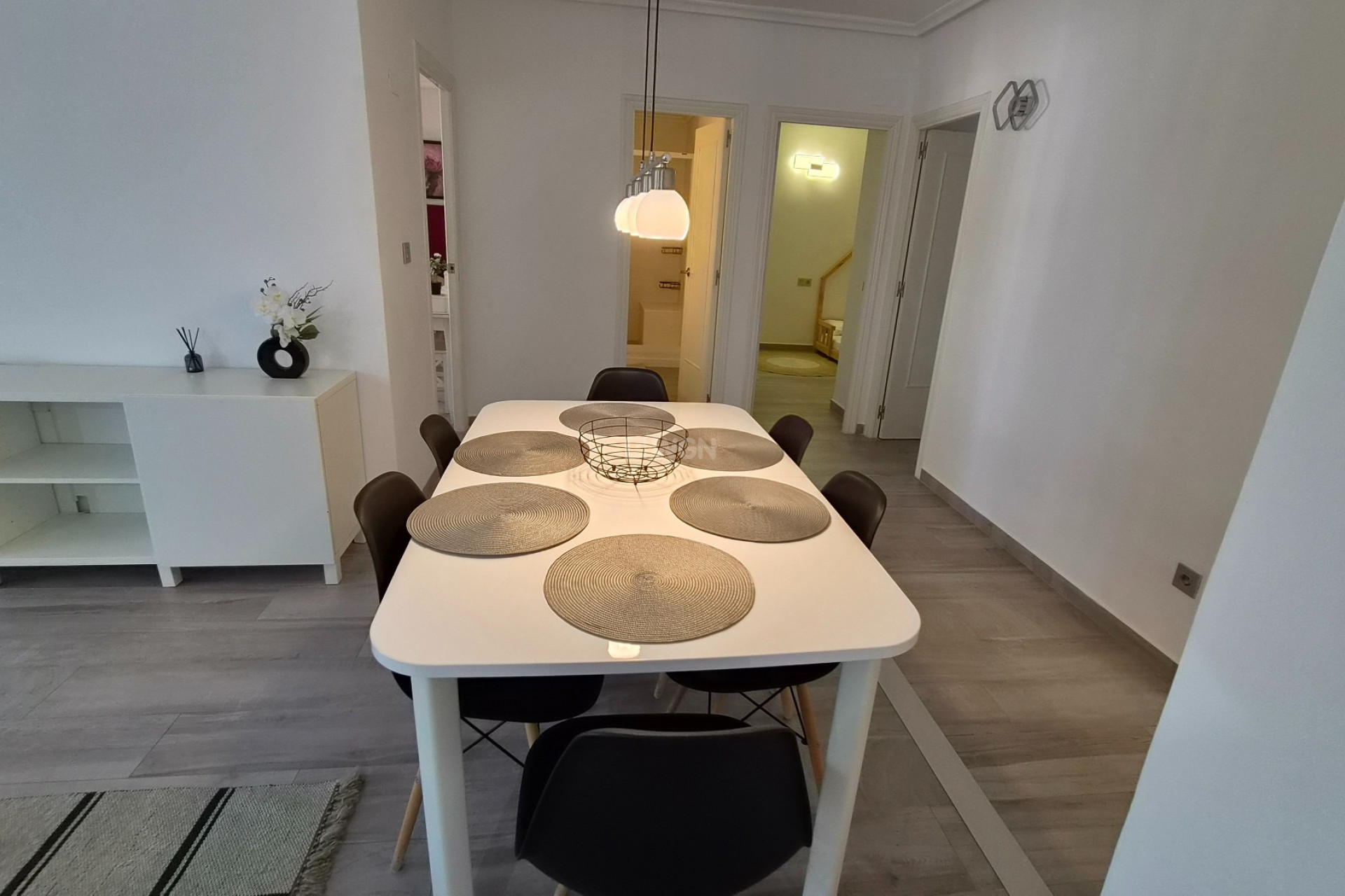 Odsprzedaż - Mieszkanie w bloku - Torrevieja - Costa Blanca