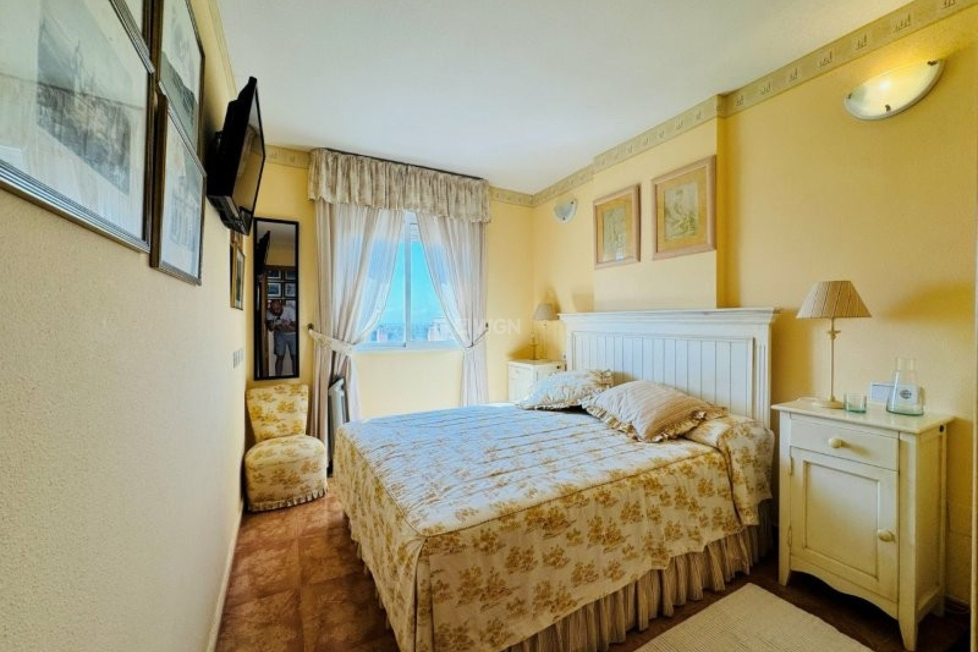 Odsprzedaż - Mieszkanie w bloku - Torrevieja - Costa Blanca