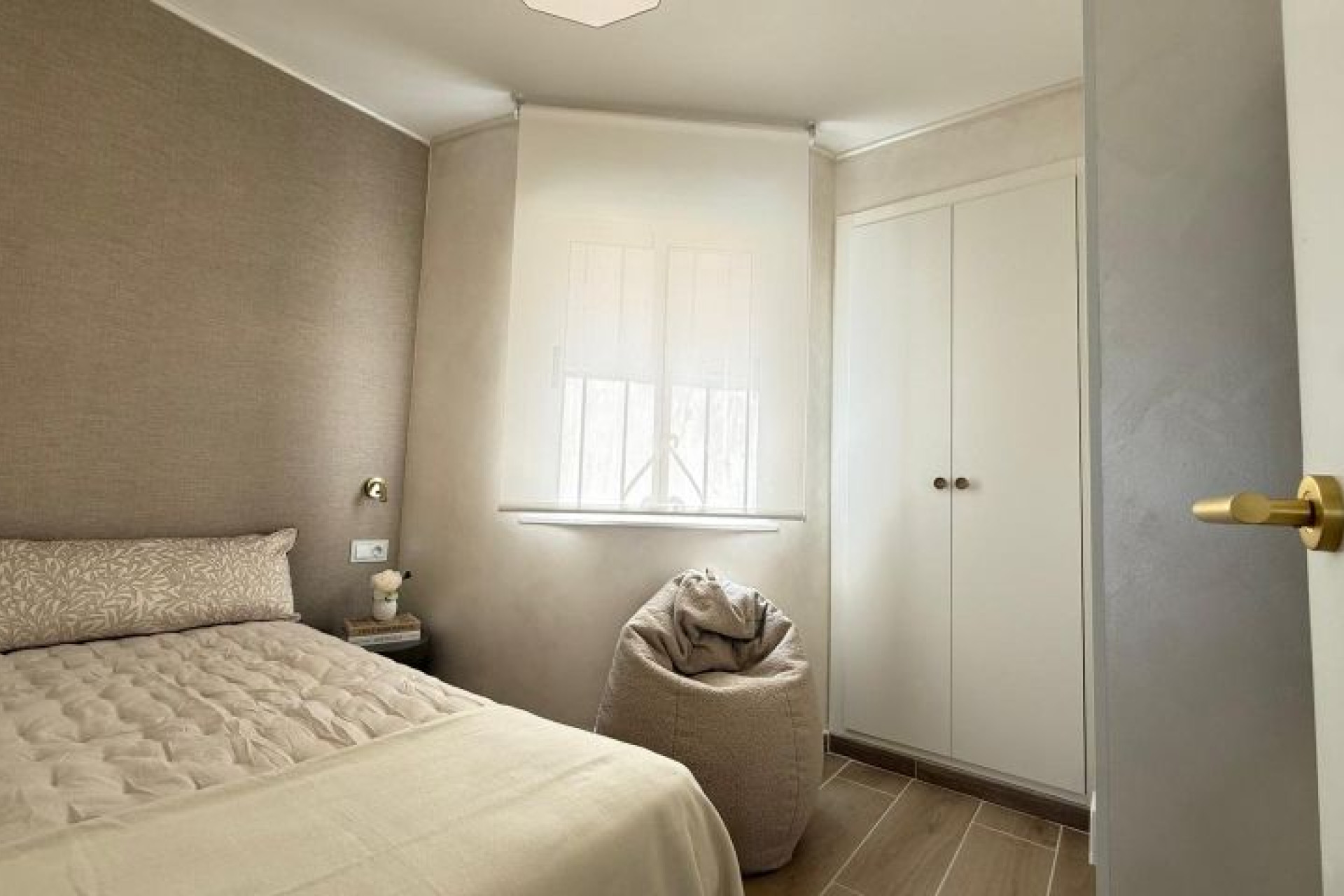 Odsprzedaż - Mieszkanie w bloku - Torrevieja - Costa Blanca