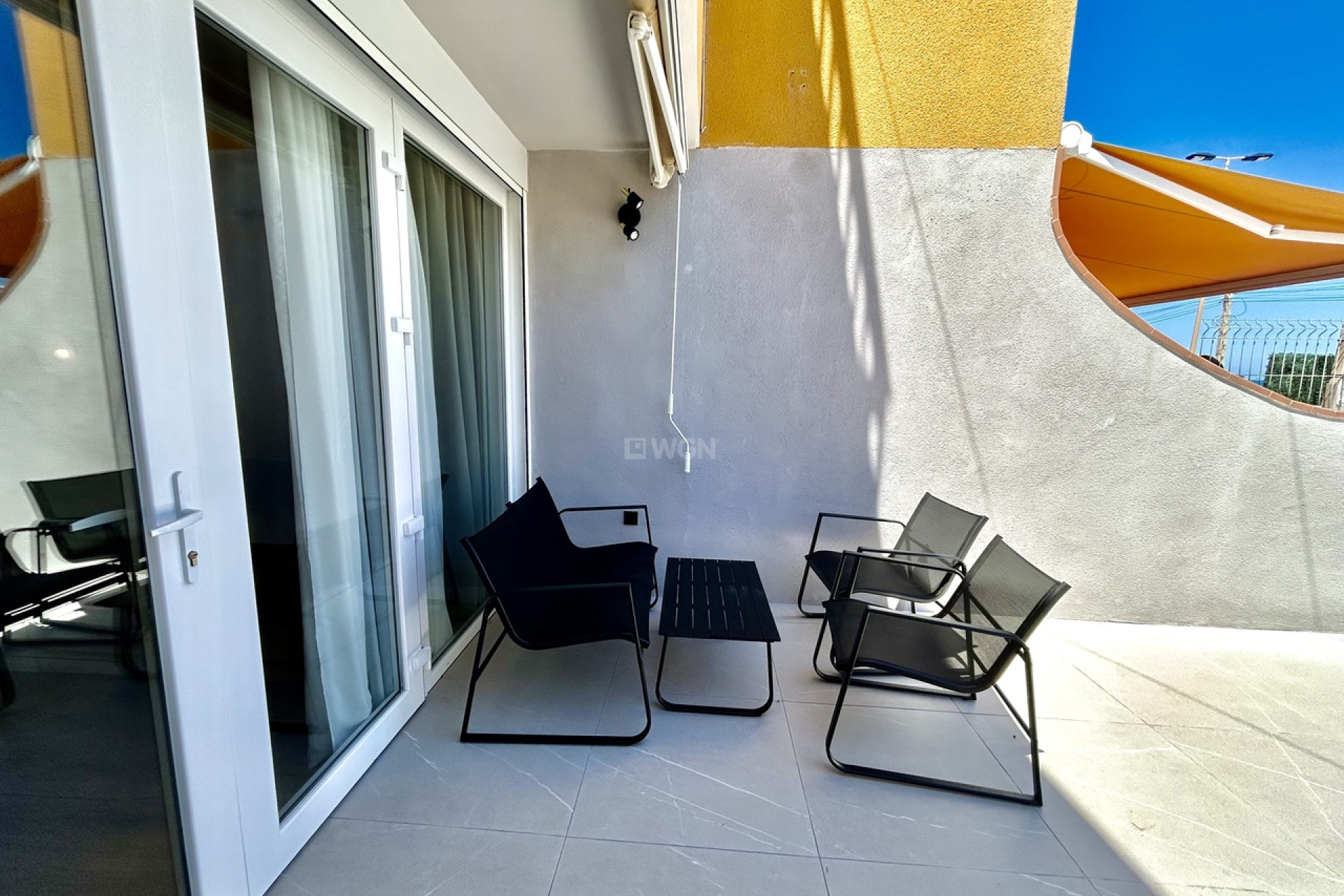 Odsprzedaż - Mieszkanie w bloku - Torrevieja - Costa Blanca