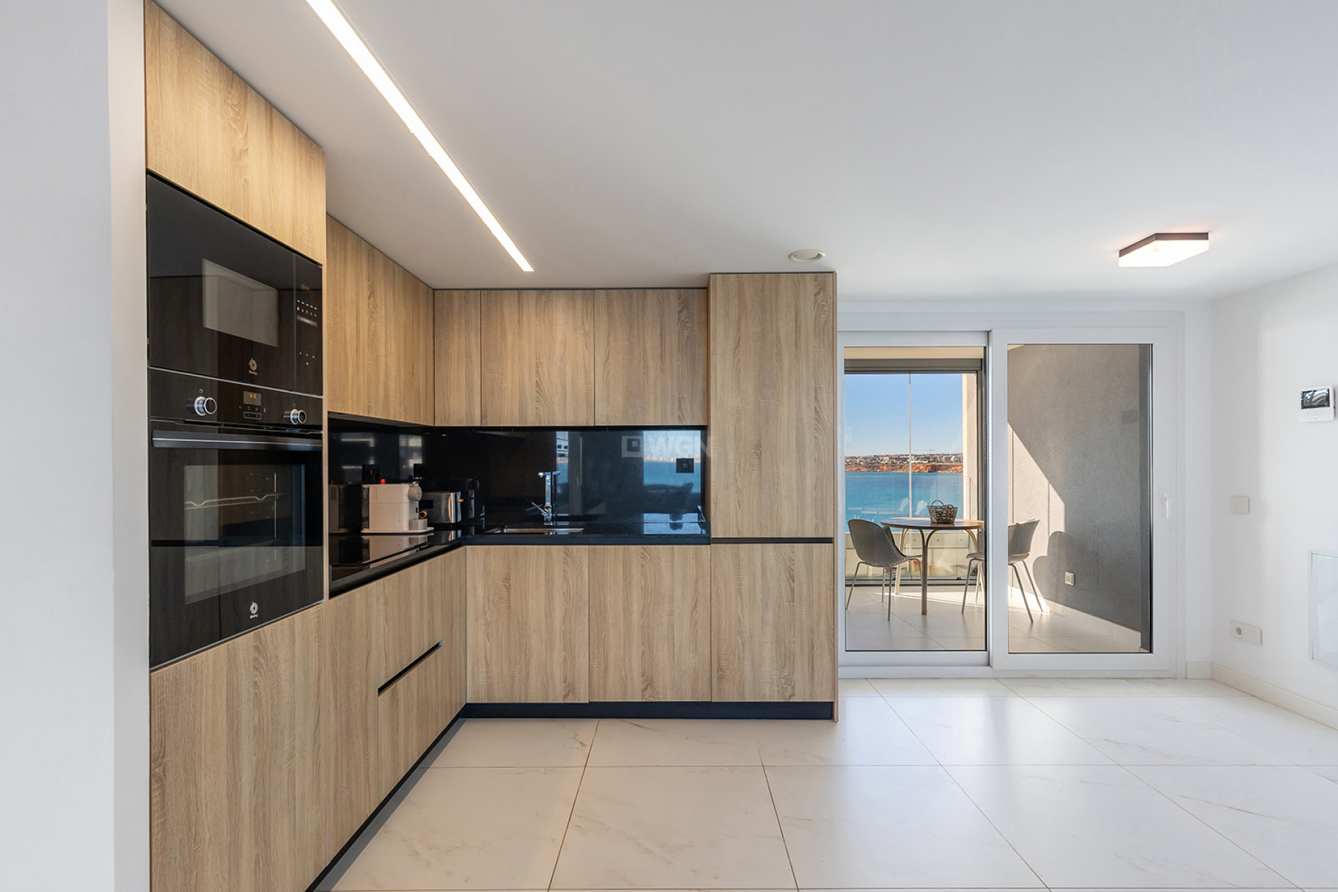 Odsprzedaż - Mieszkanie w bloku - Torrevieja - Costa Blanca