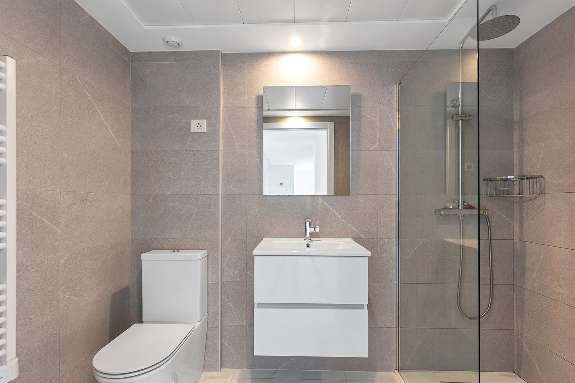 Odsprzedaż - Mieszkanie w bloku - Torrevieja - Costa Blanca