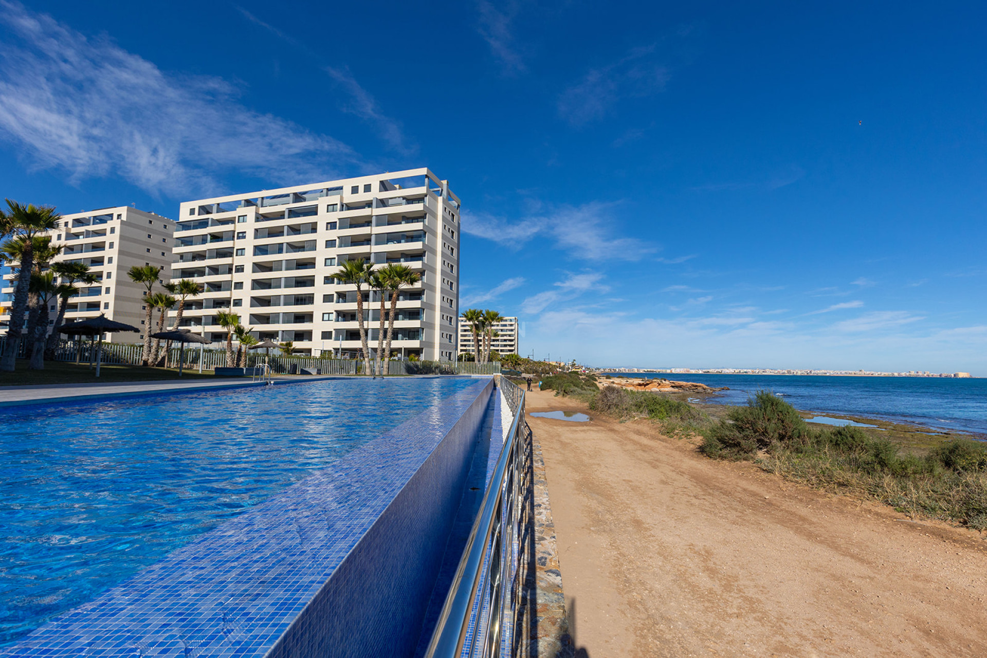 Odsprzedaż - Mieszkanie w bloku - Torrevieja - Costa Blanca