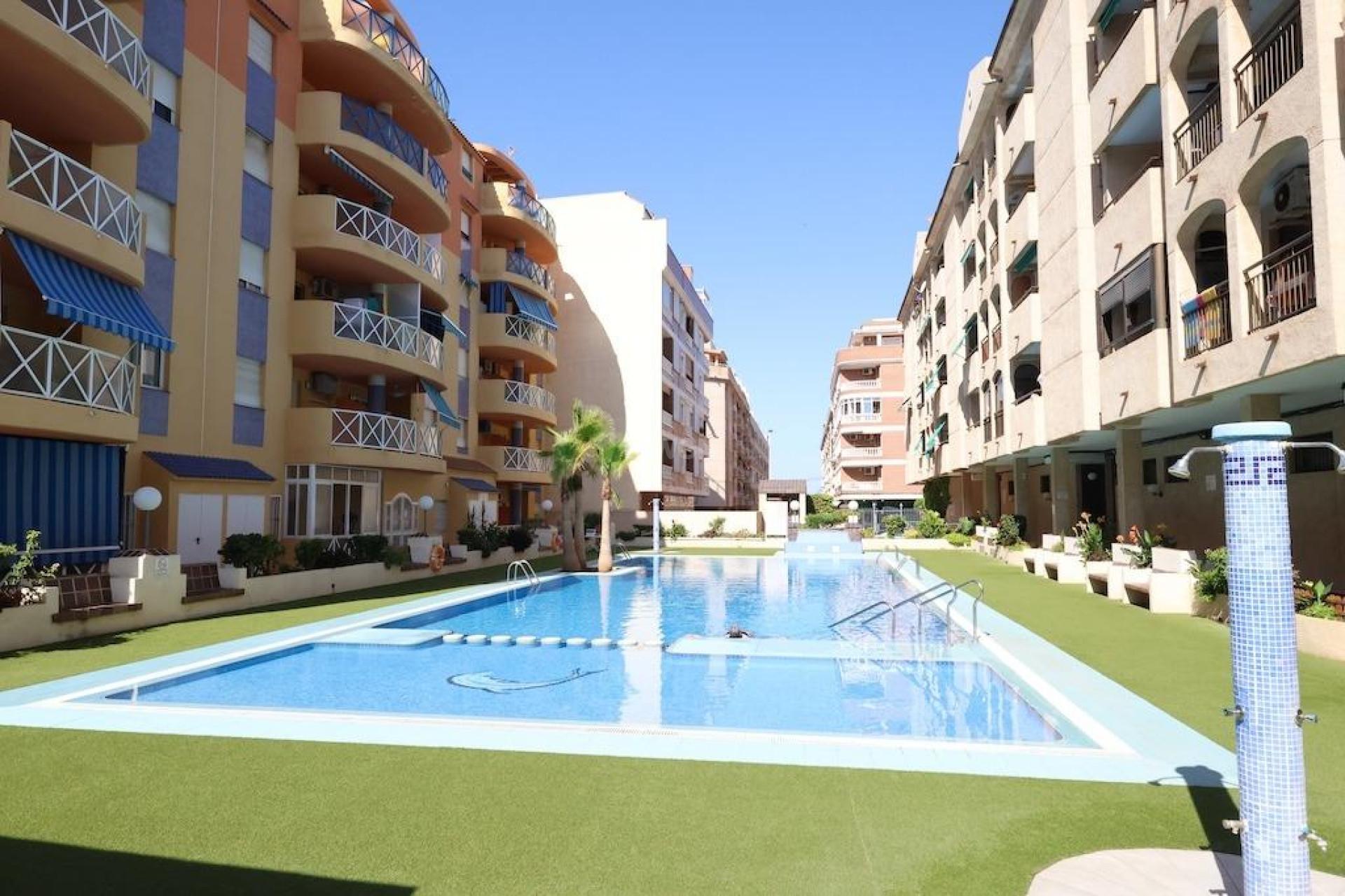 Odsprzedaż - Mieszkanie w bloku - Torrevieja - Costa Blanca