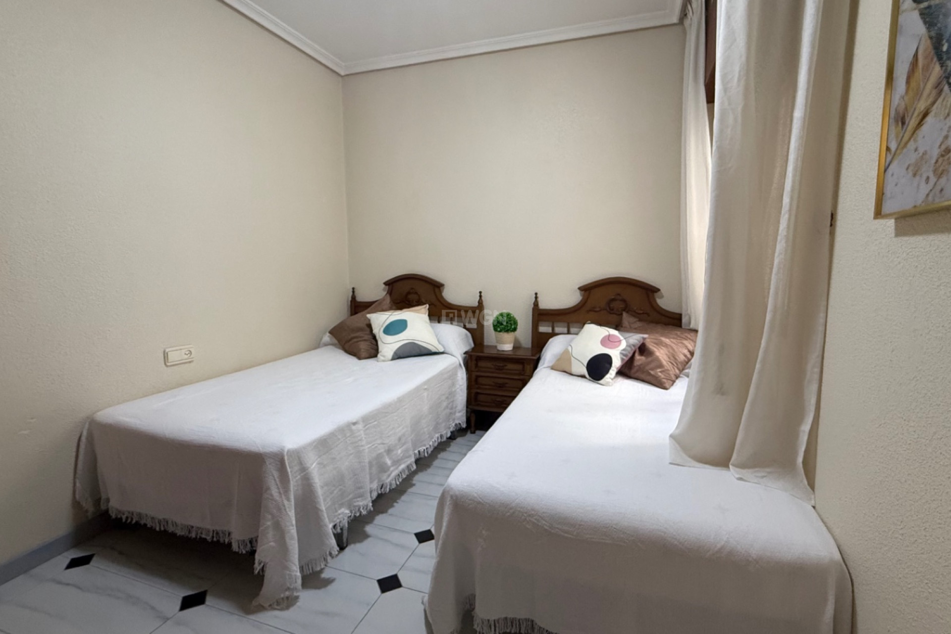 Odsprzedaż - Mieszkanie w bloku - Torrevieja - Costa Blanca