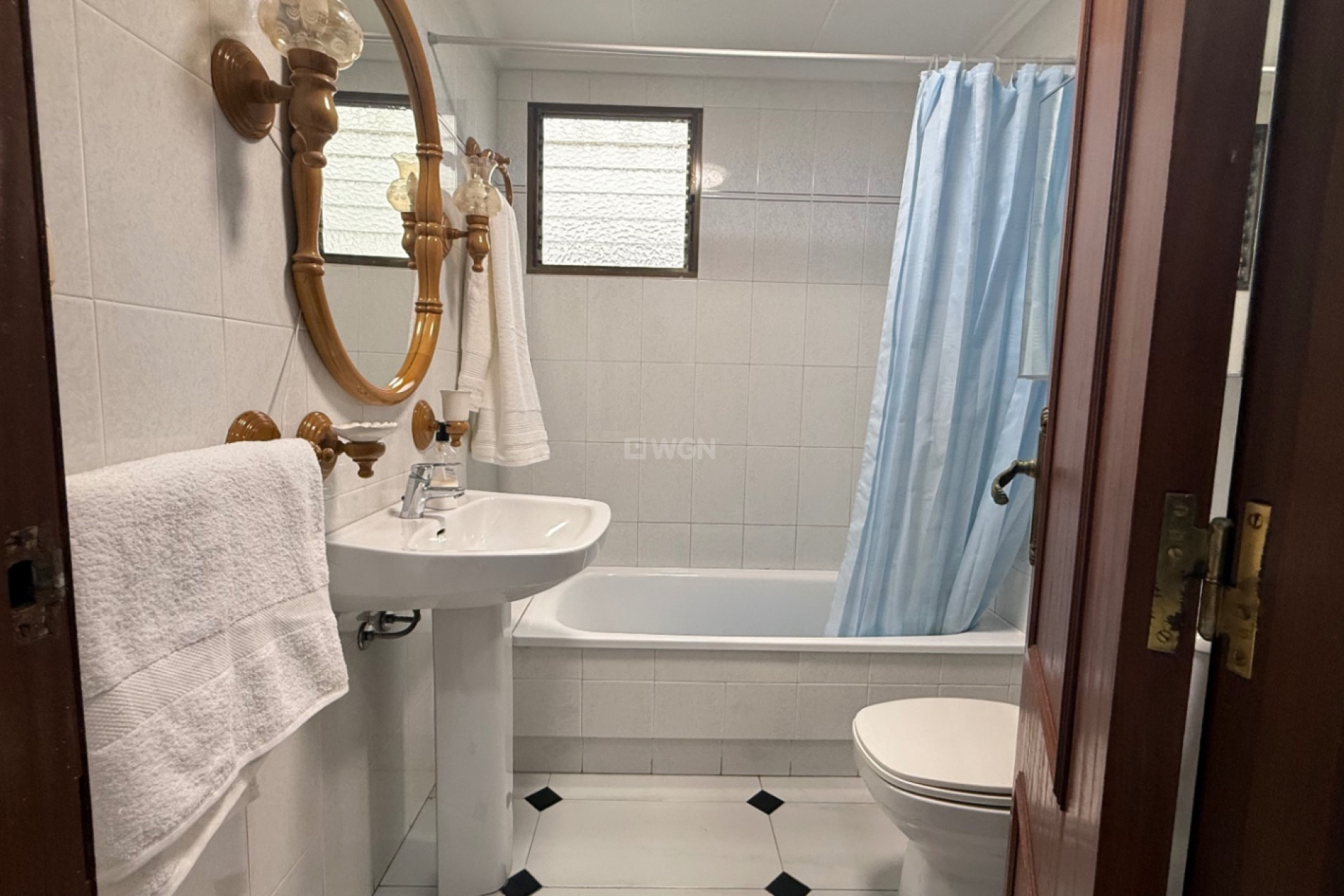 Odsprzedaż - Mieszkanie w bloku - Torrevieja - Costa Blanca