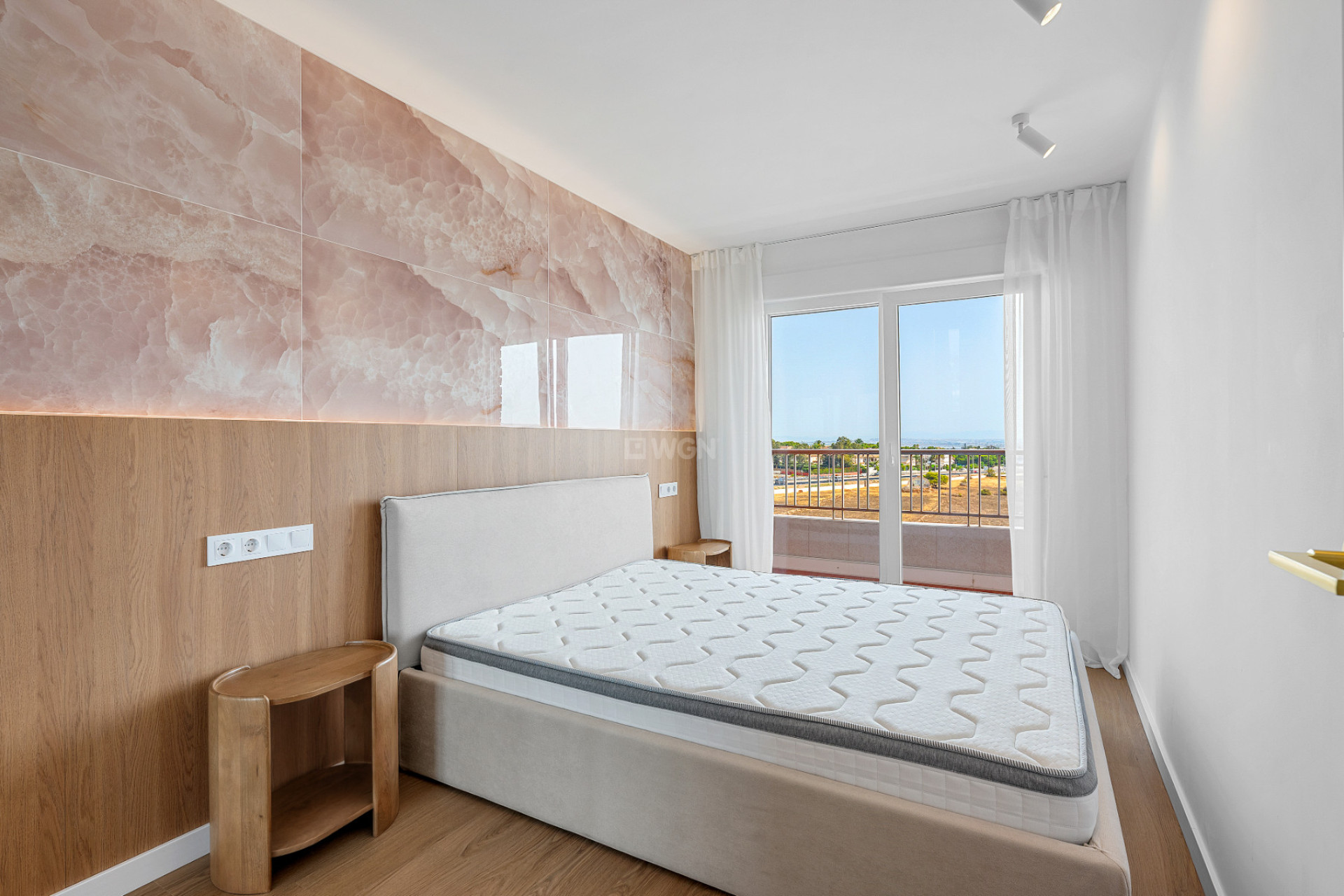 Odsprzedaż - Mieszkanie w bloku - Torrevieja - Costa Blanca