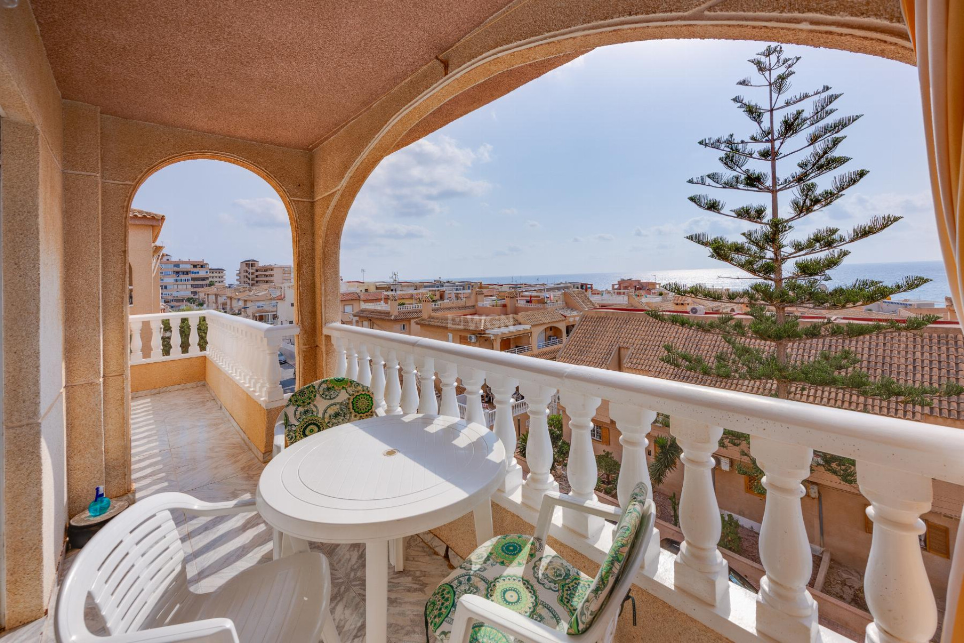 Odsprzedaż - Mieszkanie w bloku - Torrevieja - Costa Blanca