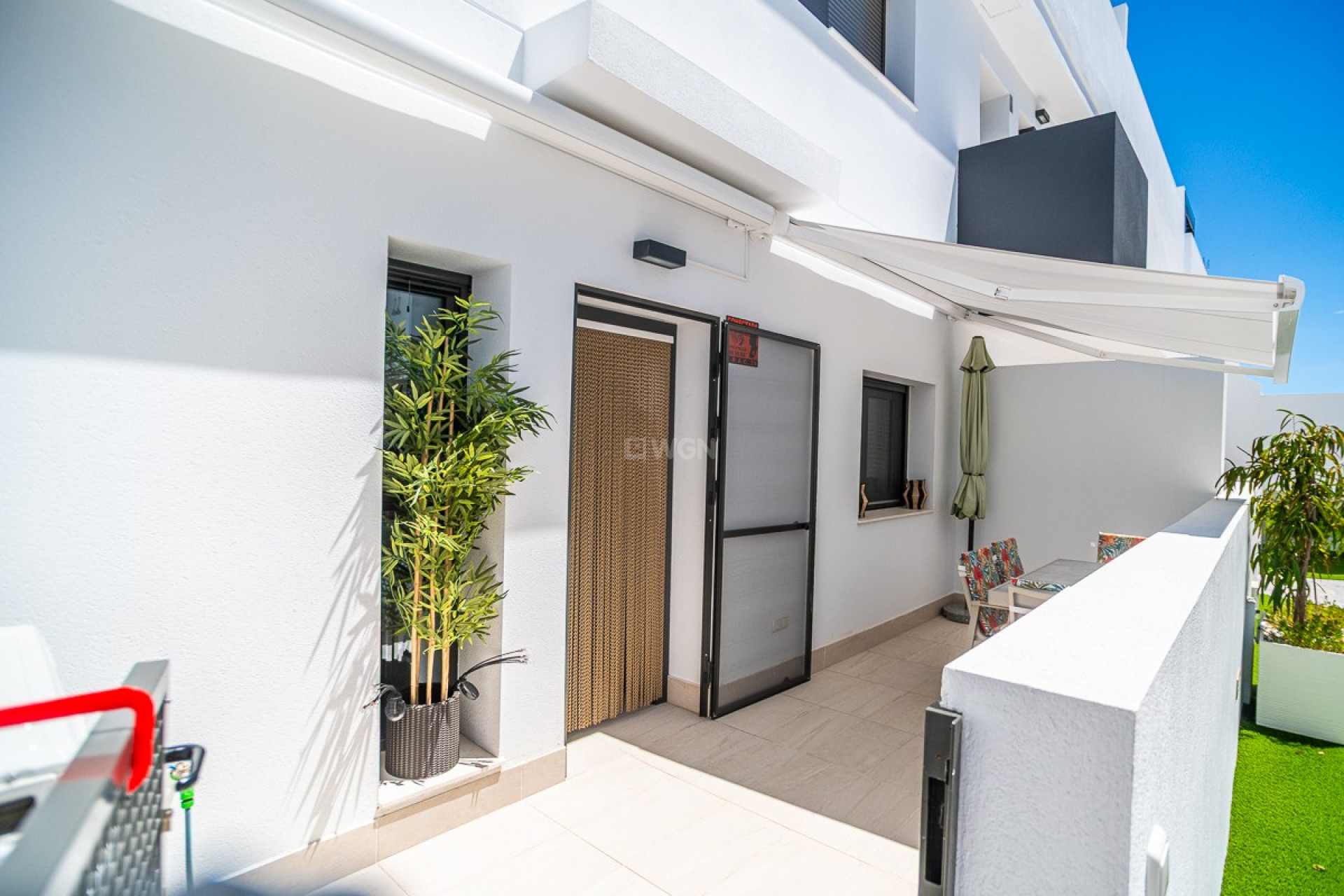 Odsprzedaż - Mieszkanie w bloku - Torrevieja - Costa Blanca